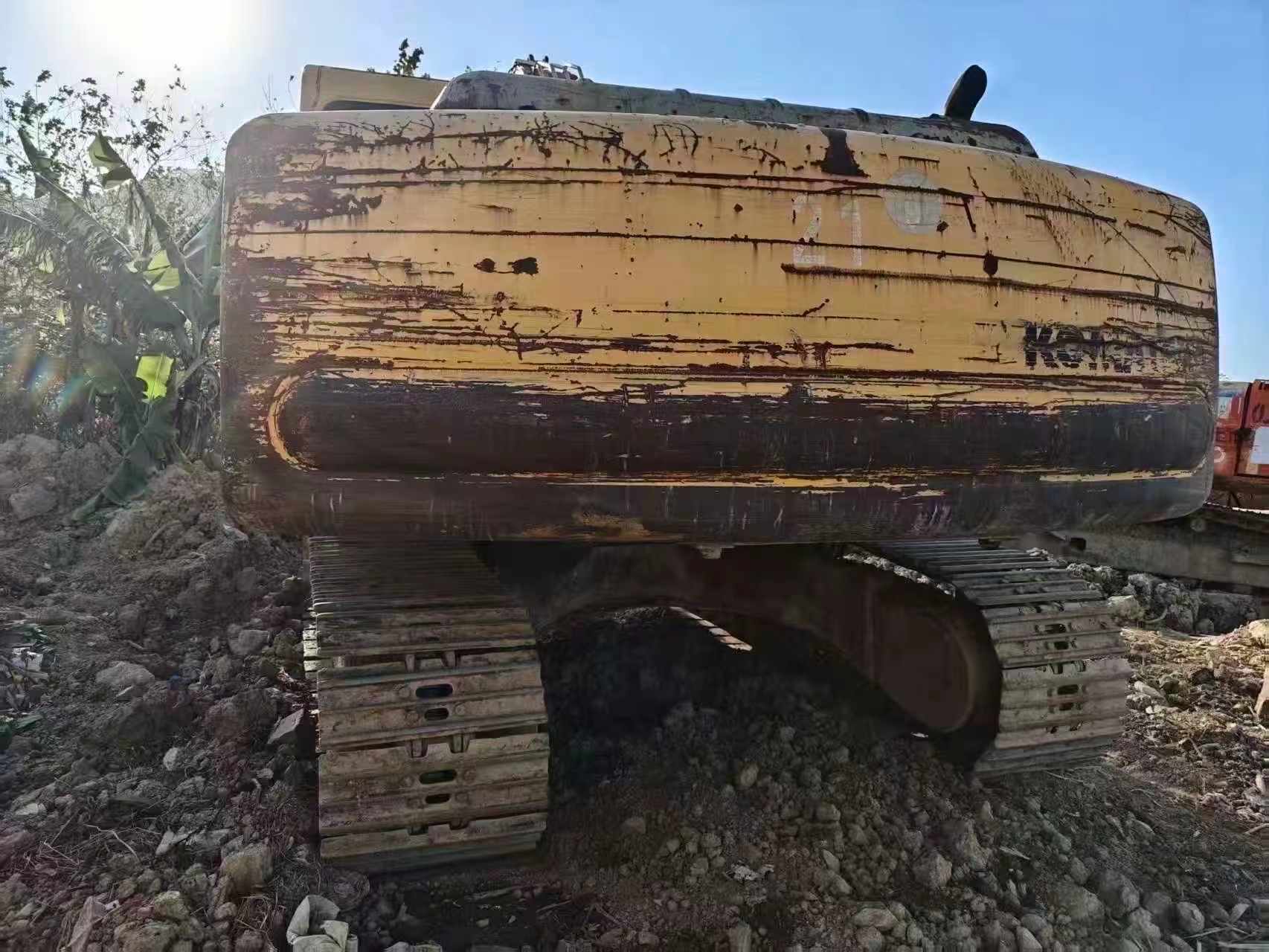 Buy Komatsu PC200-6 Used Excavator / 9