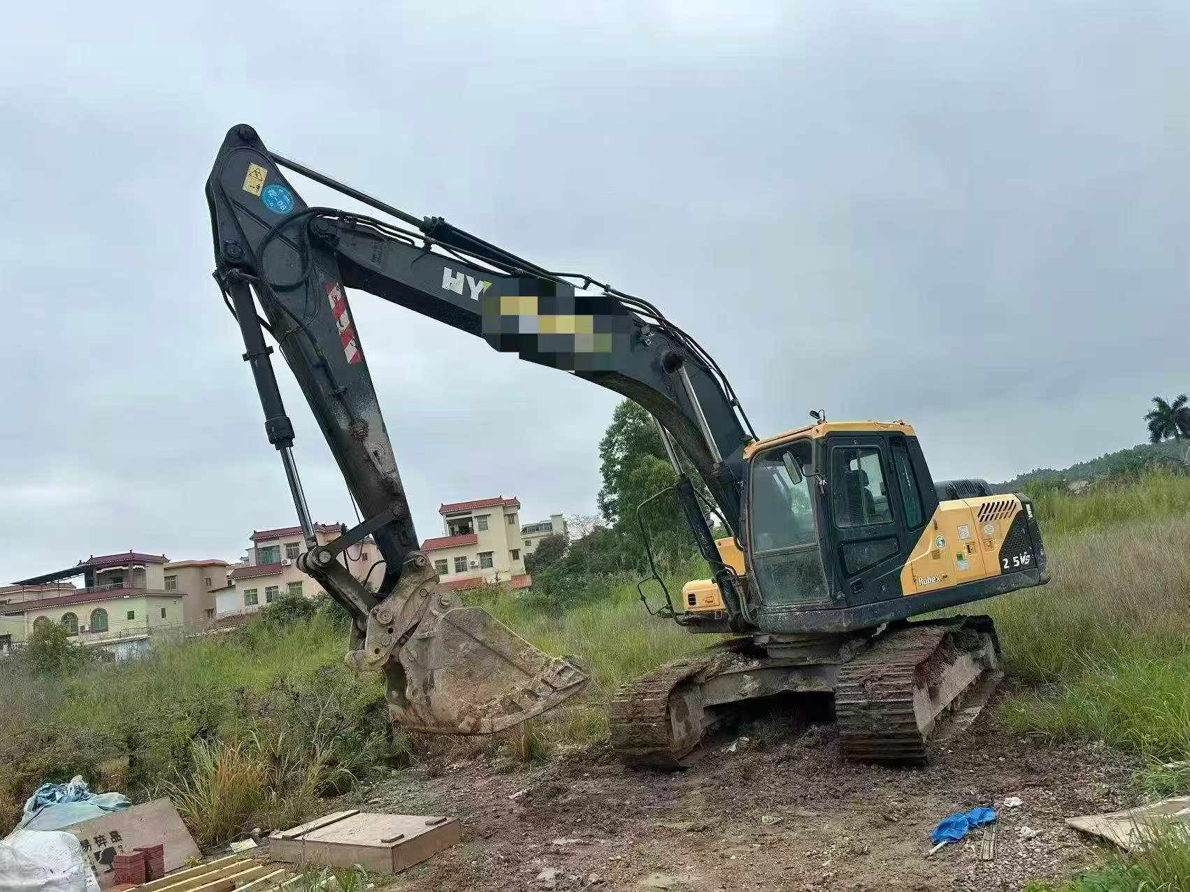 شراء حفارة Hyundai R205VS مستعملة / 4