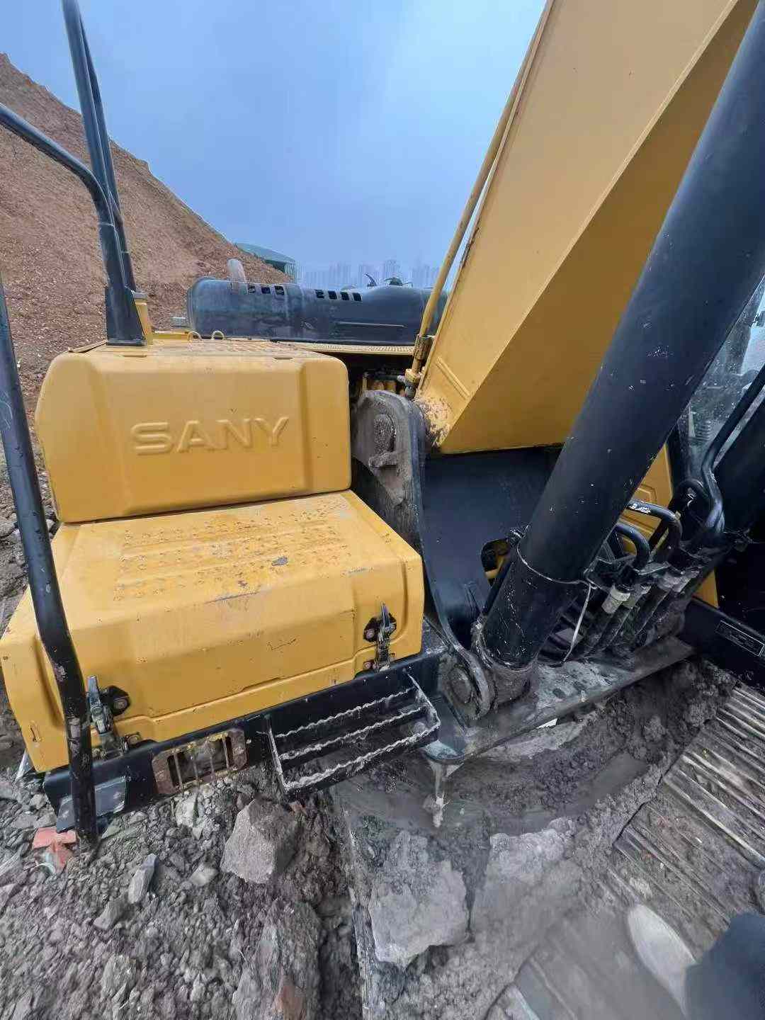 Buy Sany SY245C-9 Used Excavator / 6