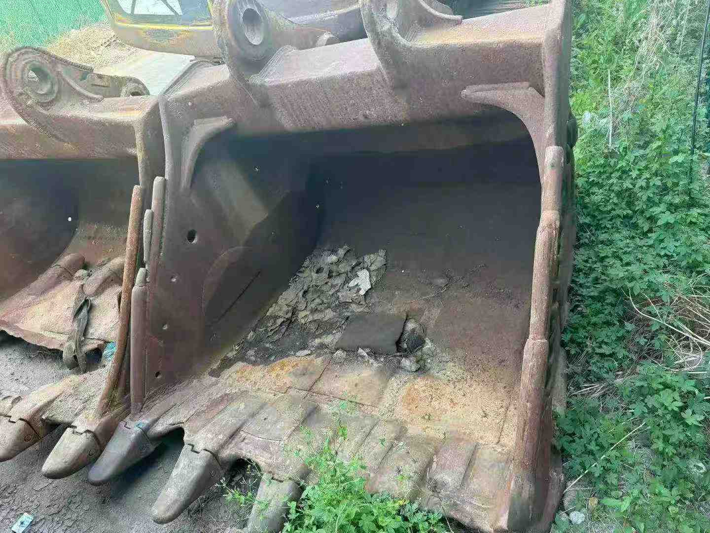 Buy Doosan DX380 Used Excavator / 2