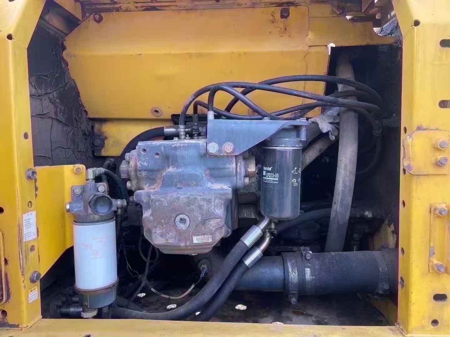 Buy Komatsu PC200-8 Used Excavator / 9