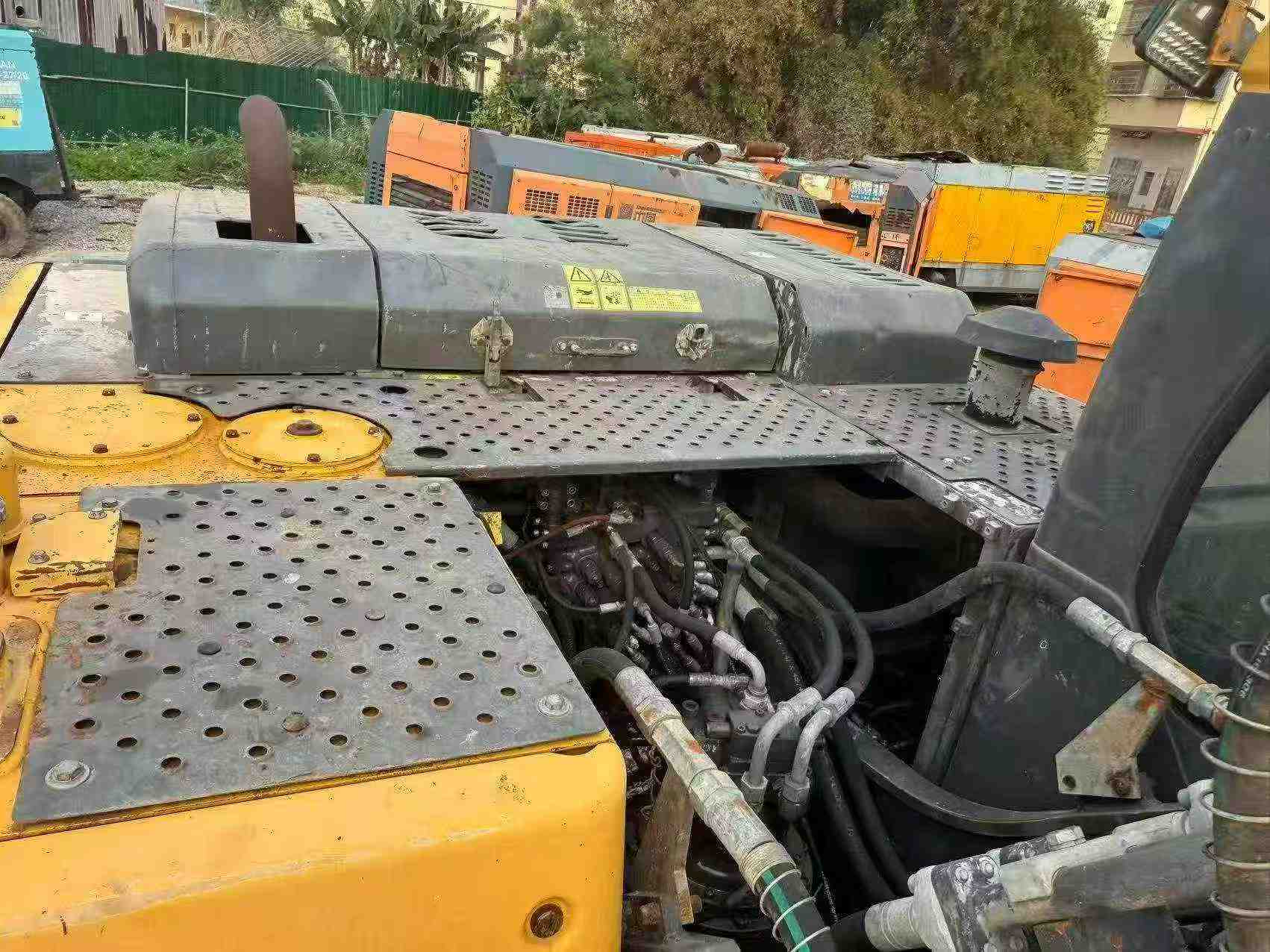 Buy Volvo EC210D Used Excavator / 5
