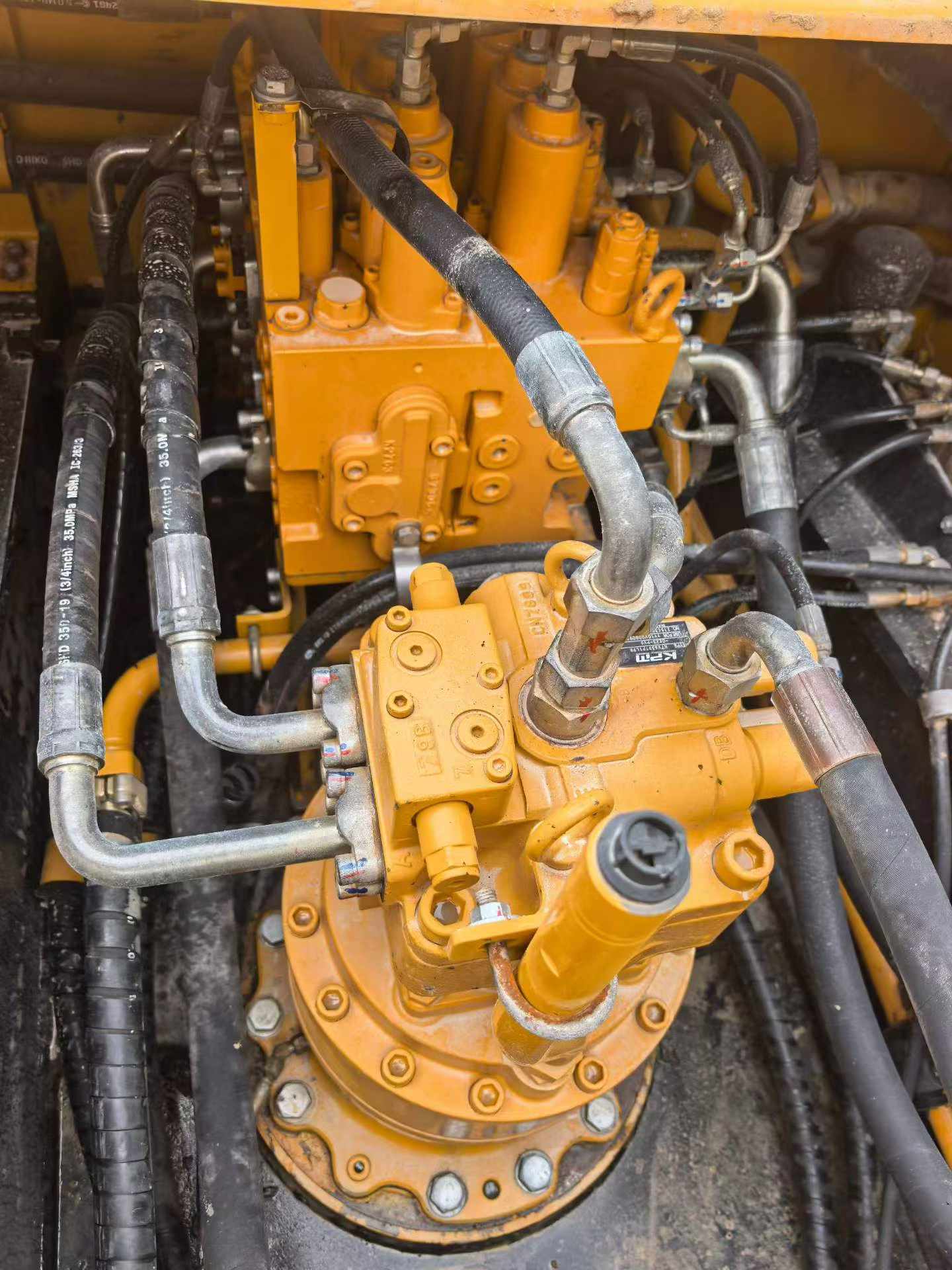 Buy Sany SY245H Used Excavator / 6
