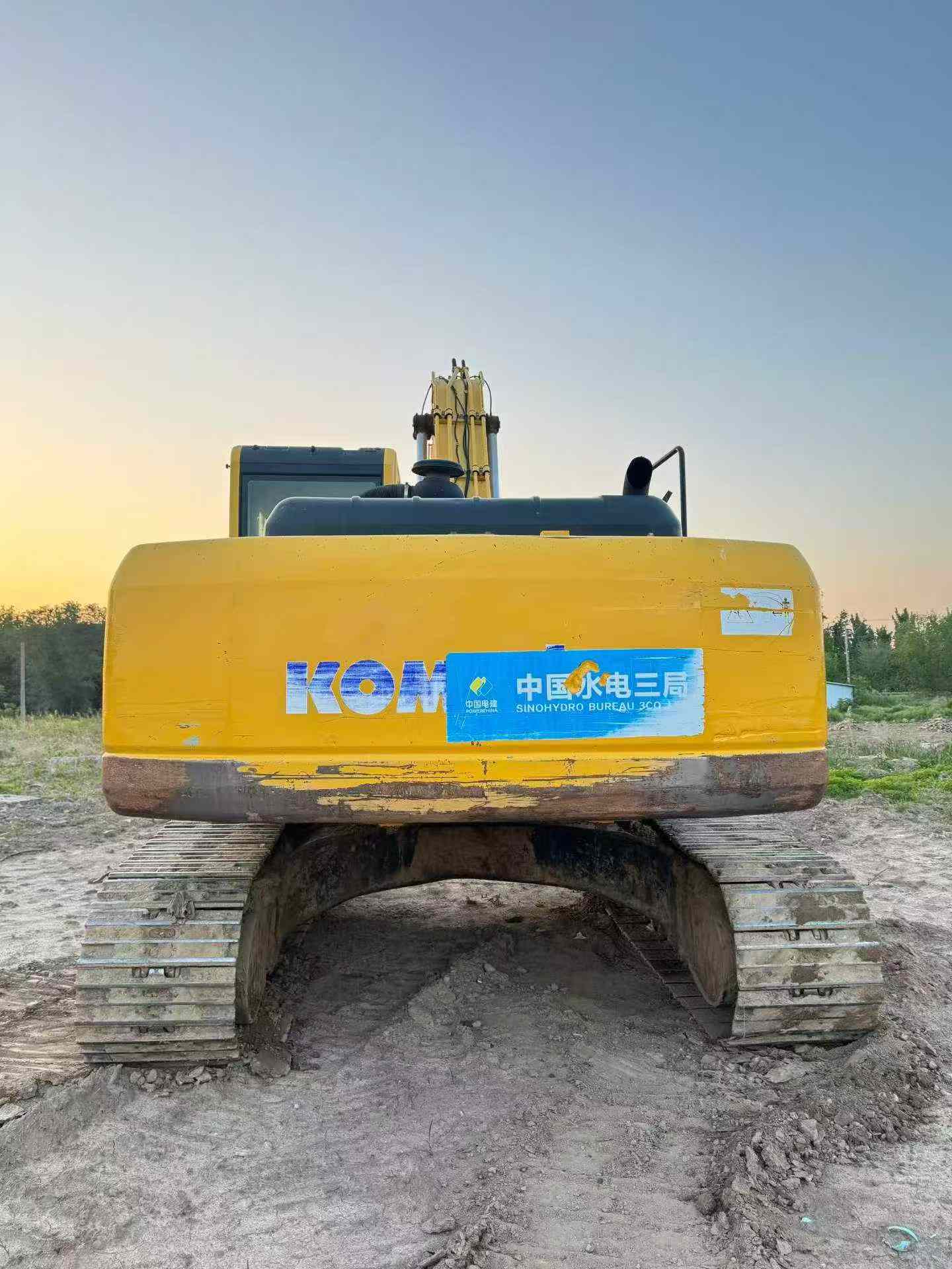 Buy Komatsu PC240-6 Used Excavator / 5