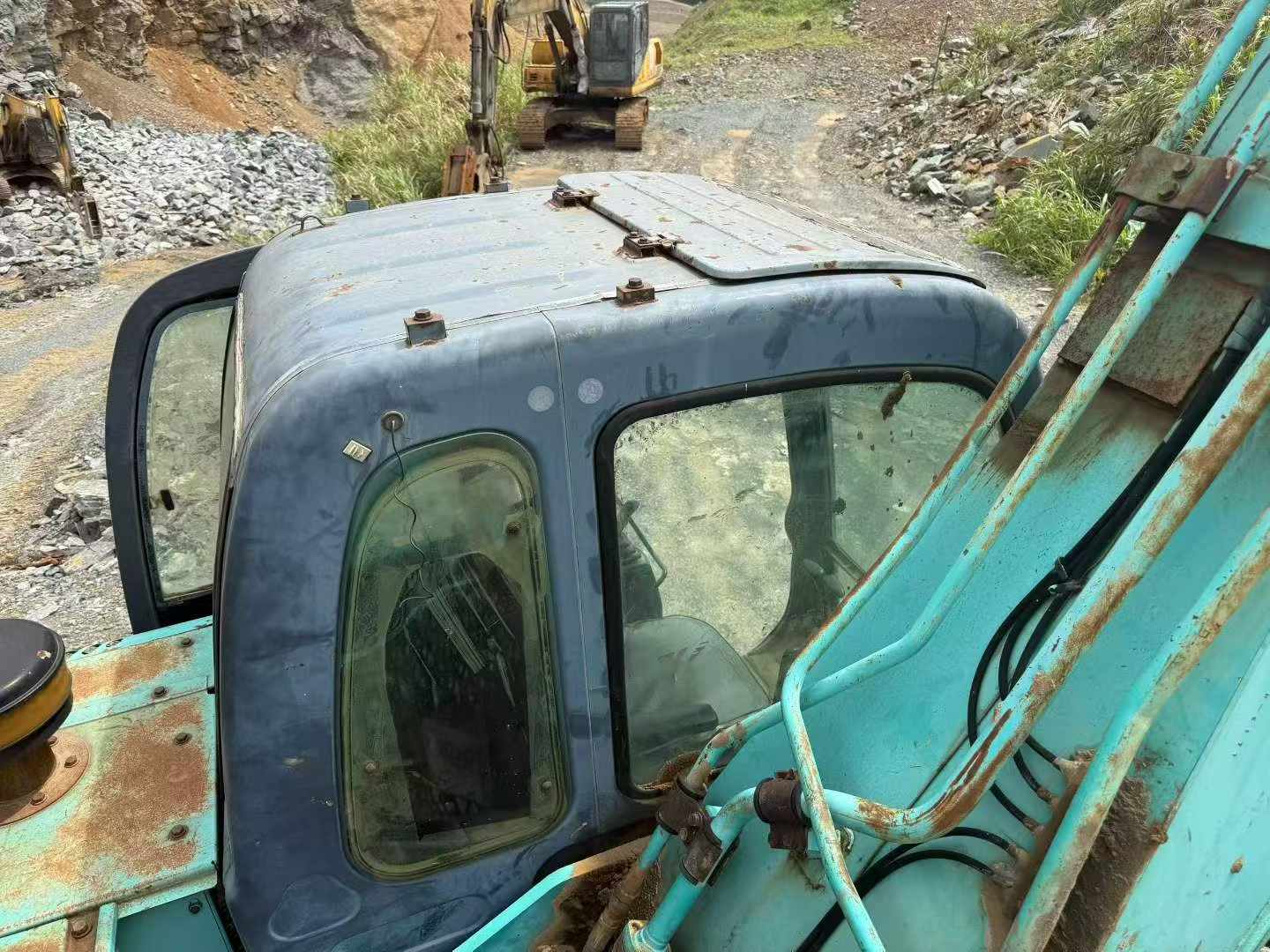 Buy Kobelco SK260 Used Excavator / 8