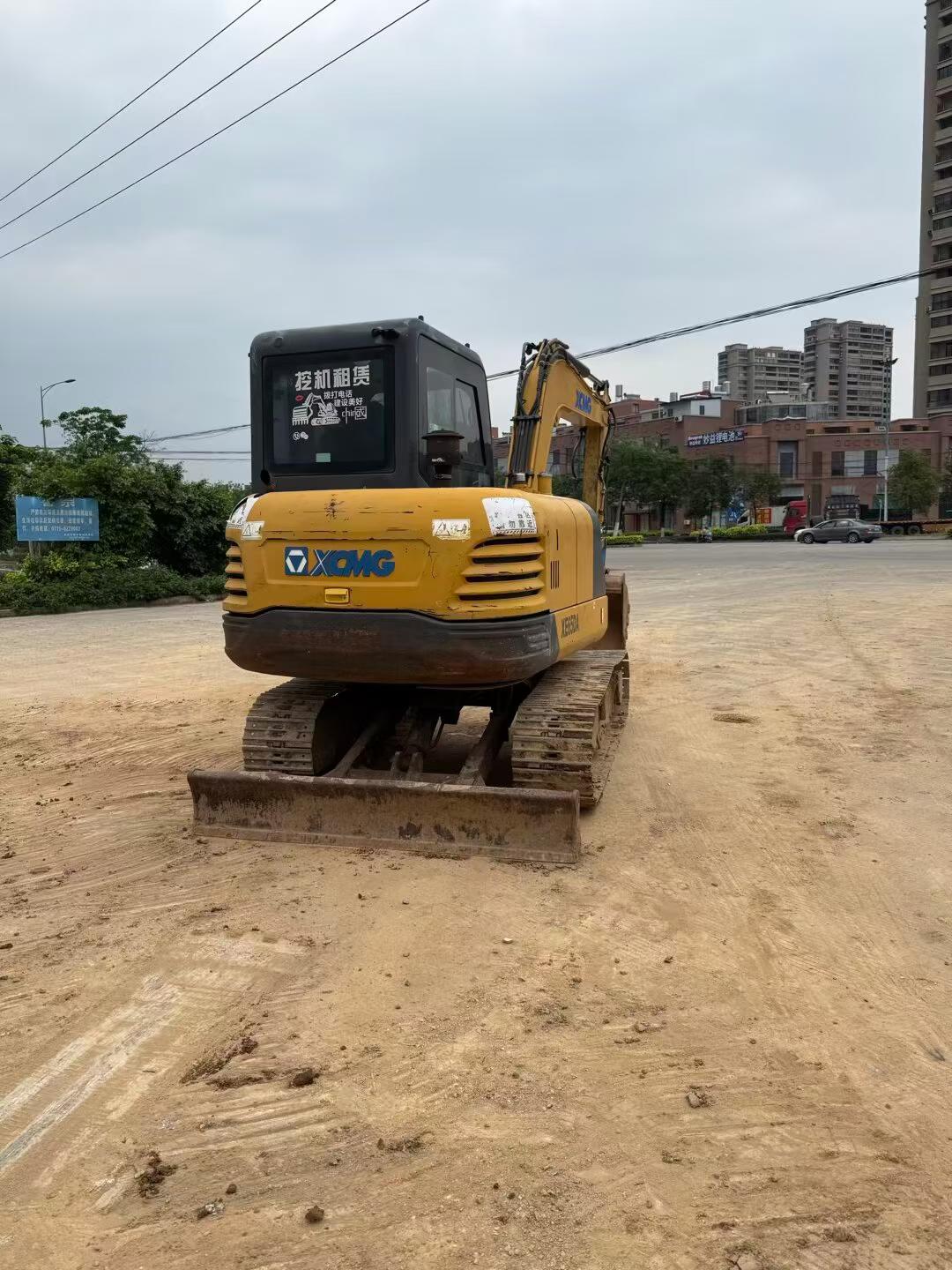Buy XCMG XE60 Used Excavator / 2
