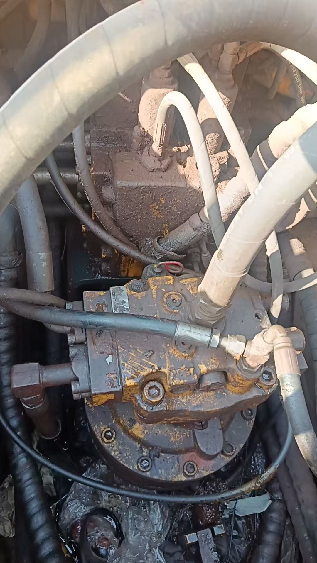 Buy Hyundai R225-7 Used Excavator / 5