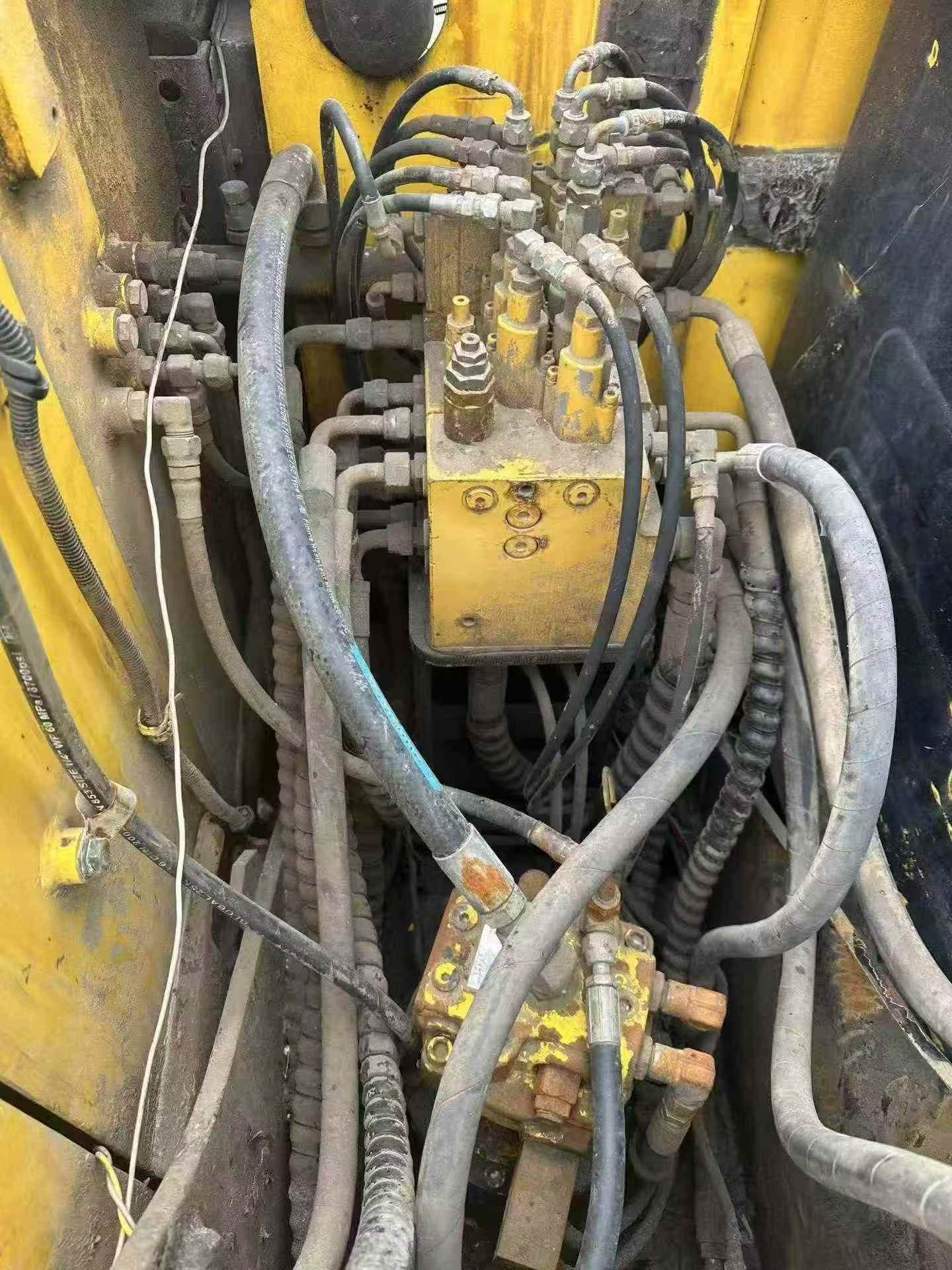 Buy Hyundai R80G Used Excavator / 4