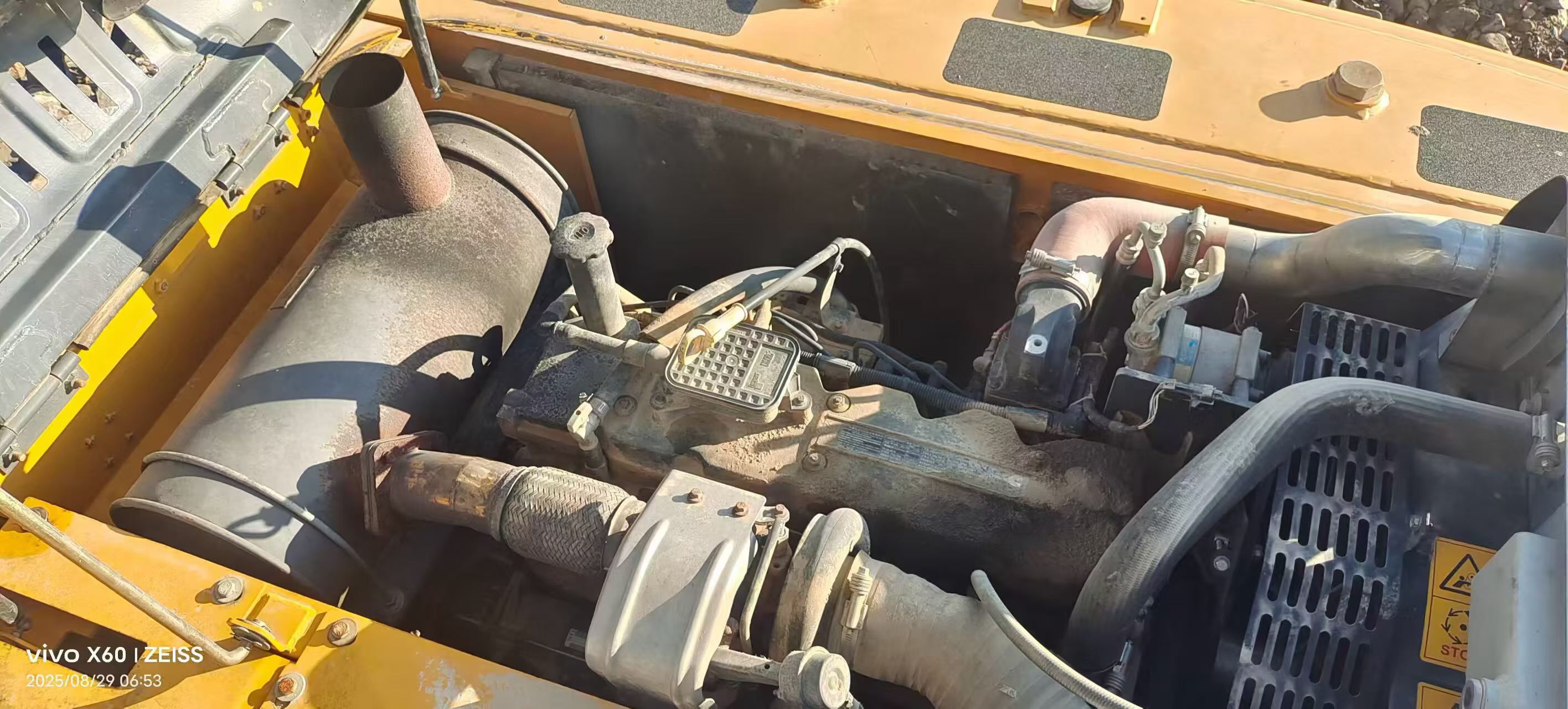 Buy XCMG XE200 Used Excavator / 7