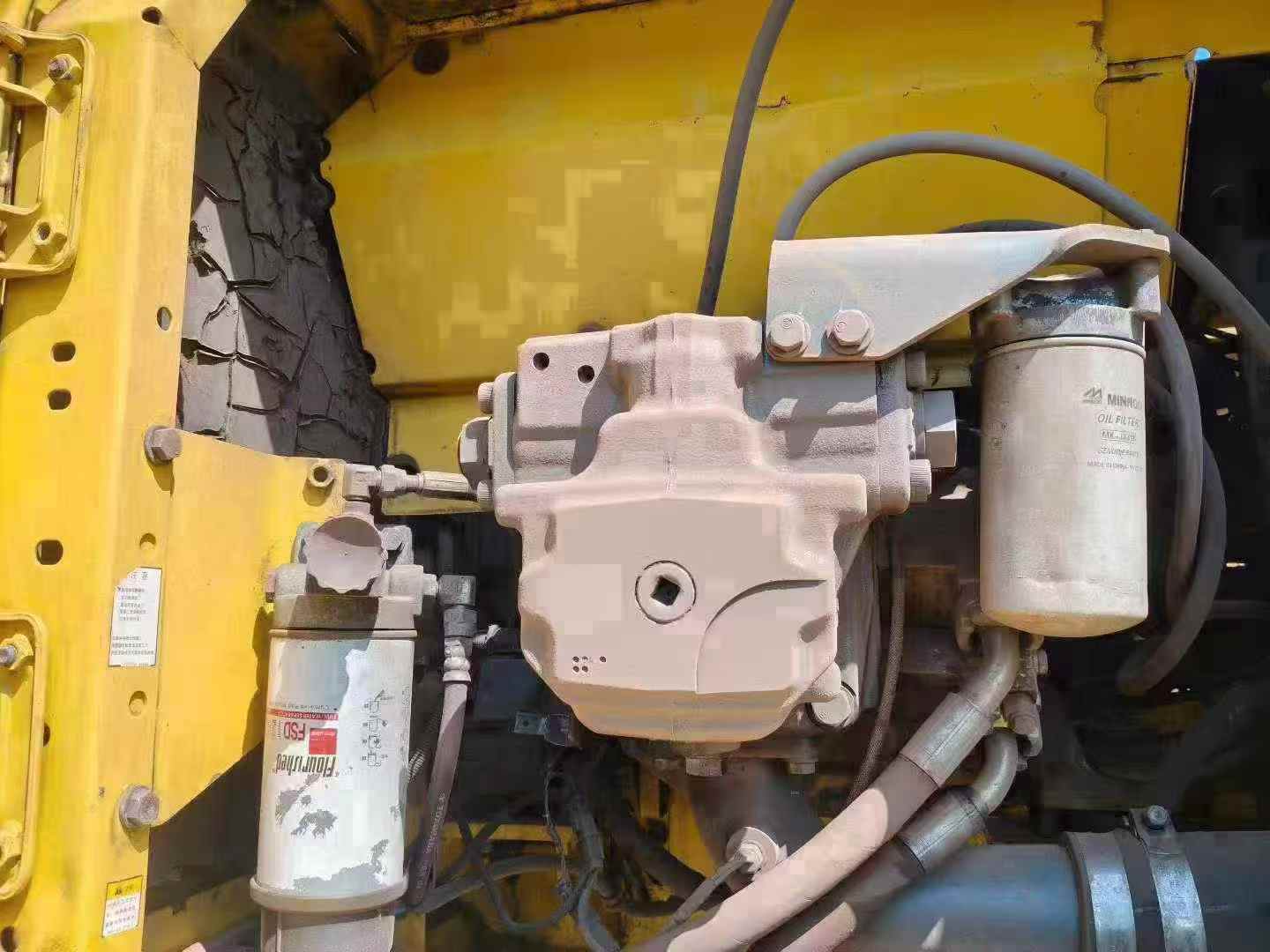 Buy Komatsu PC200-8 Used Excavator / 4