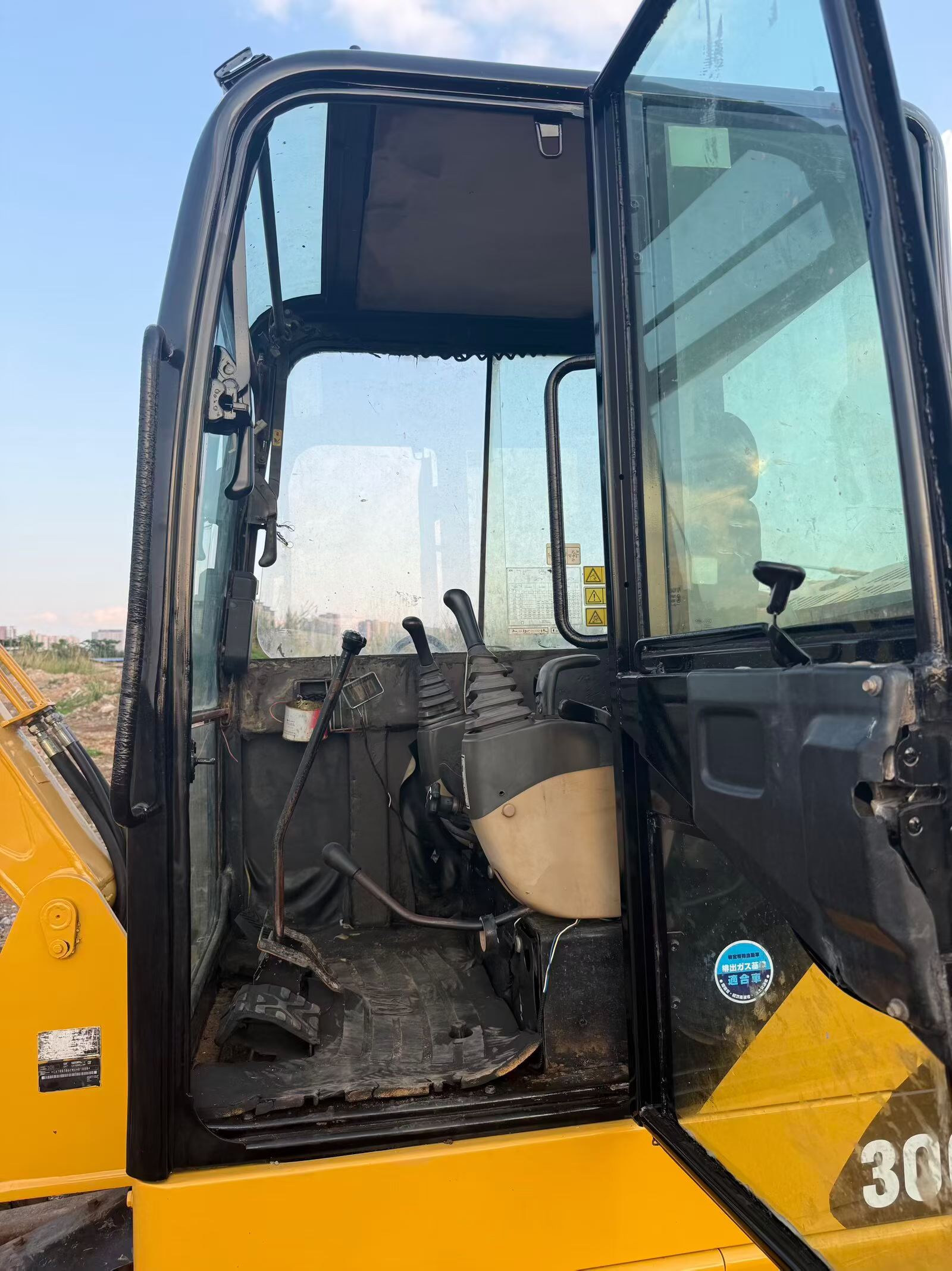 Buy Caterpillar 306D Used Excavator / 8