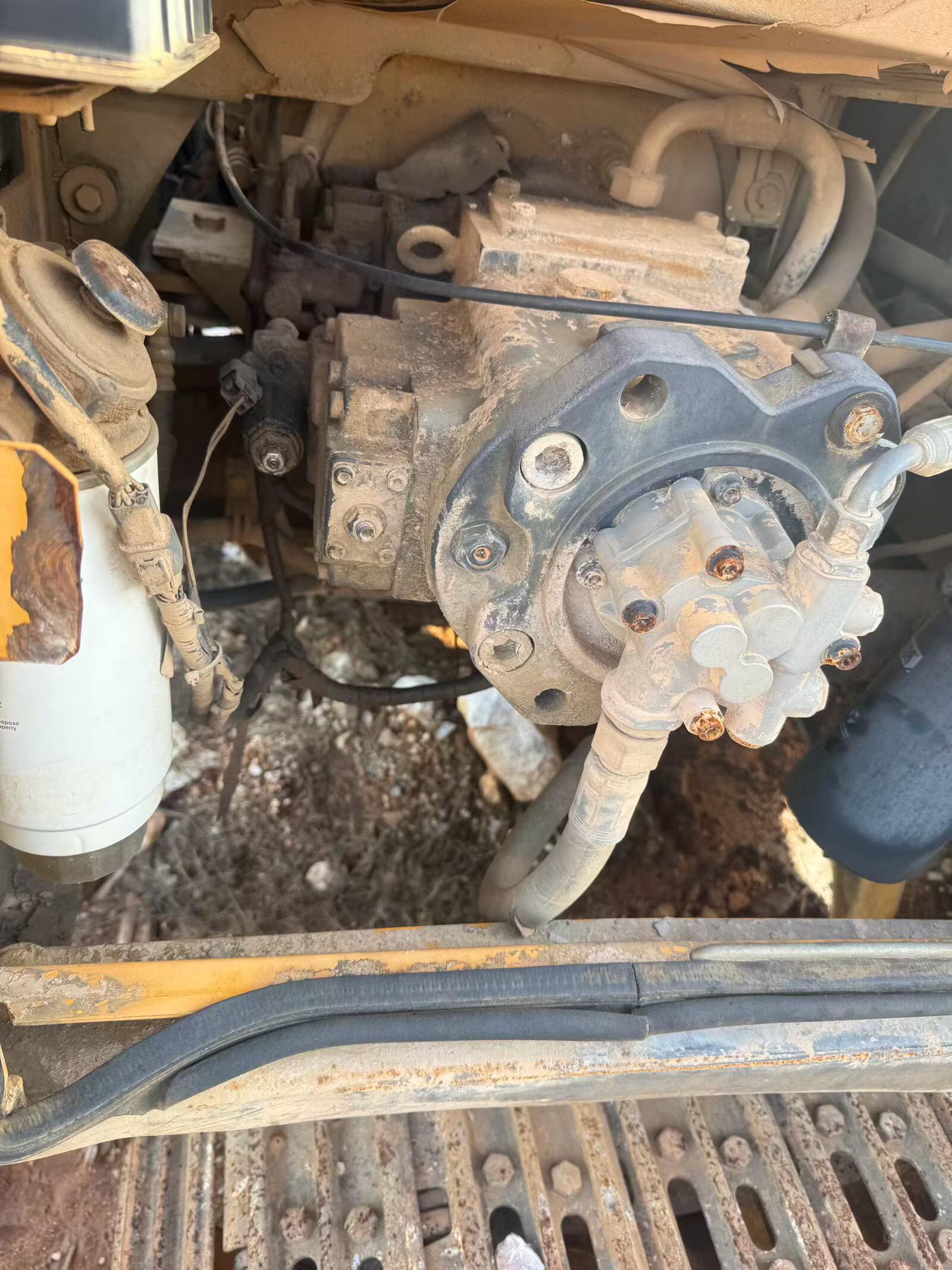Buy Sany SY215C-8 Used Excavator / 3