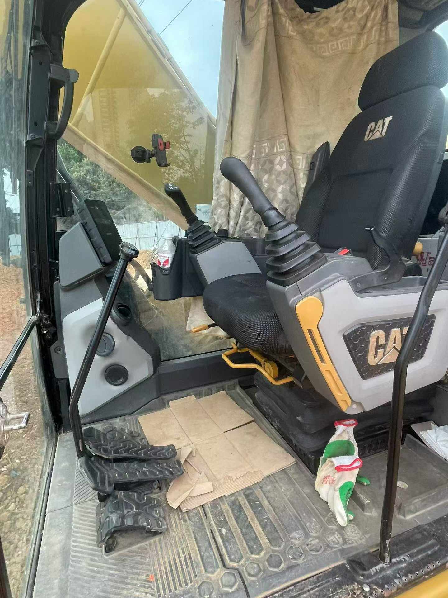 Buy Caterpillar 320GC Used Excavator / 5