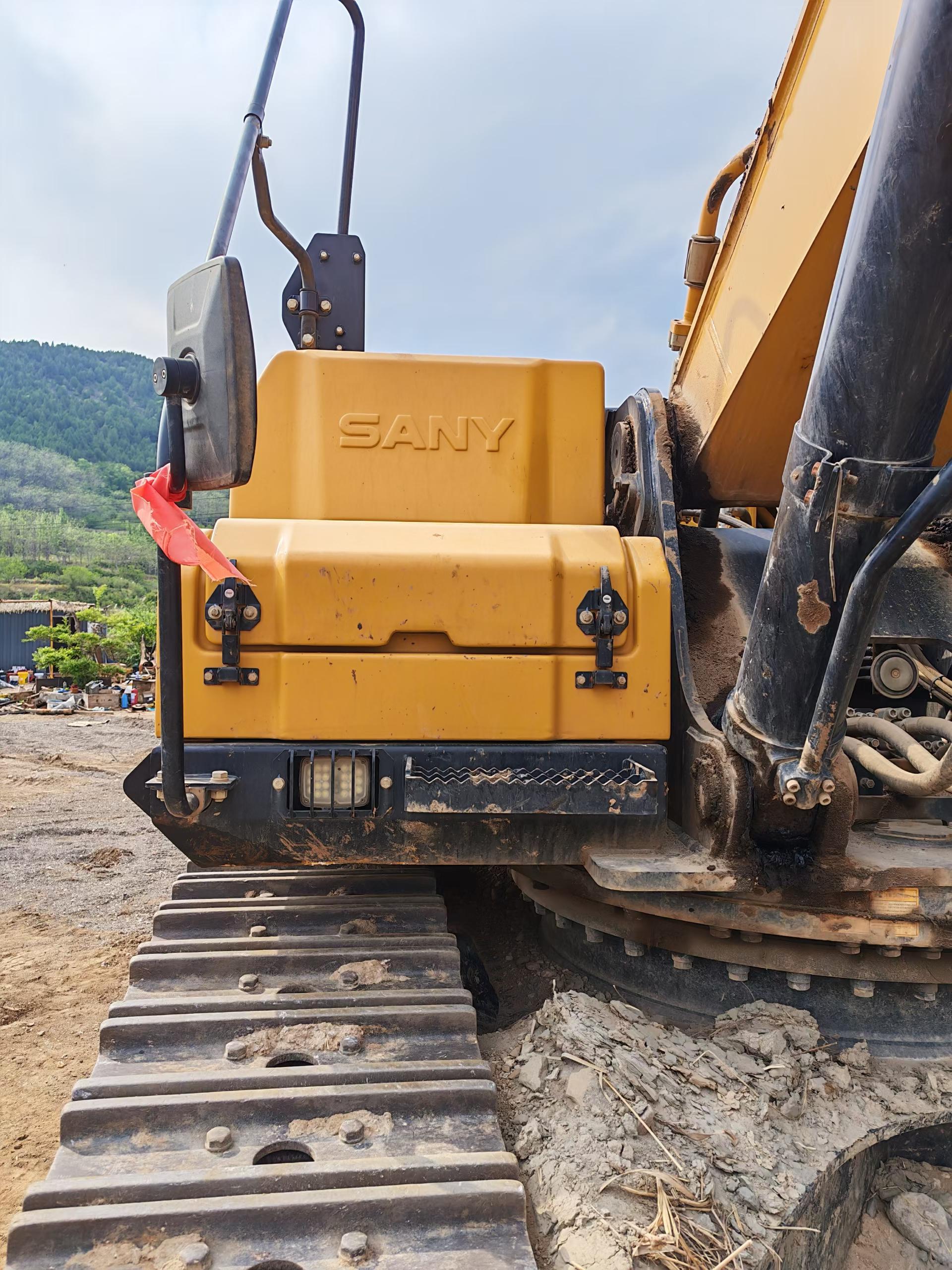 Buy Sany SY375H Used Excavator / 4