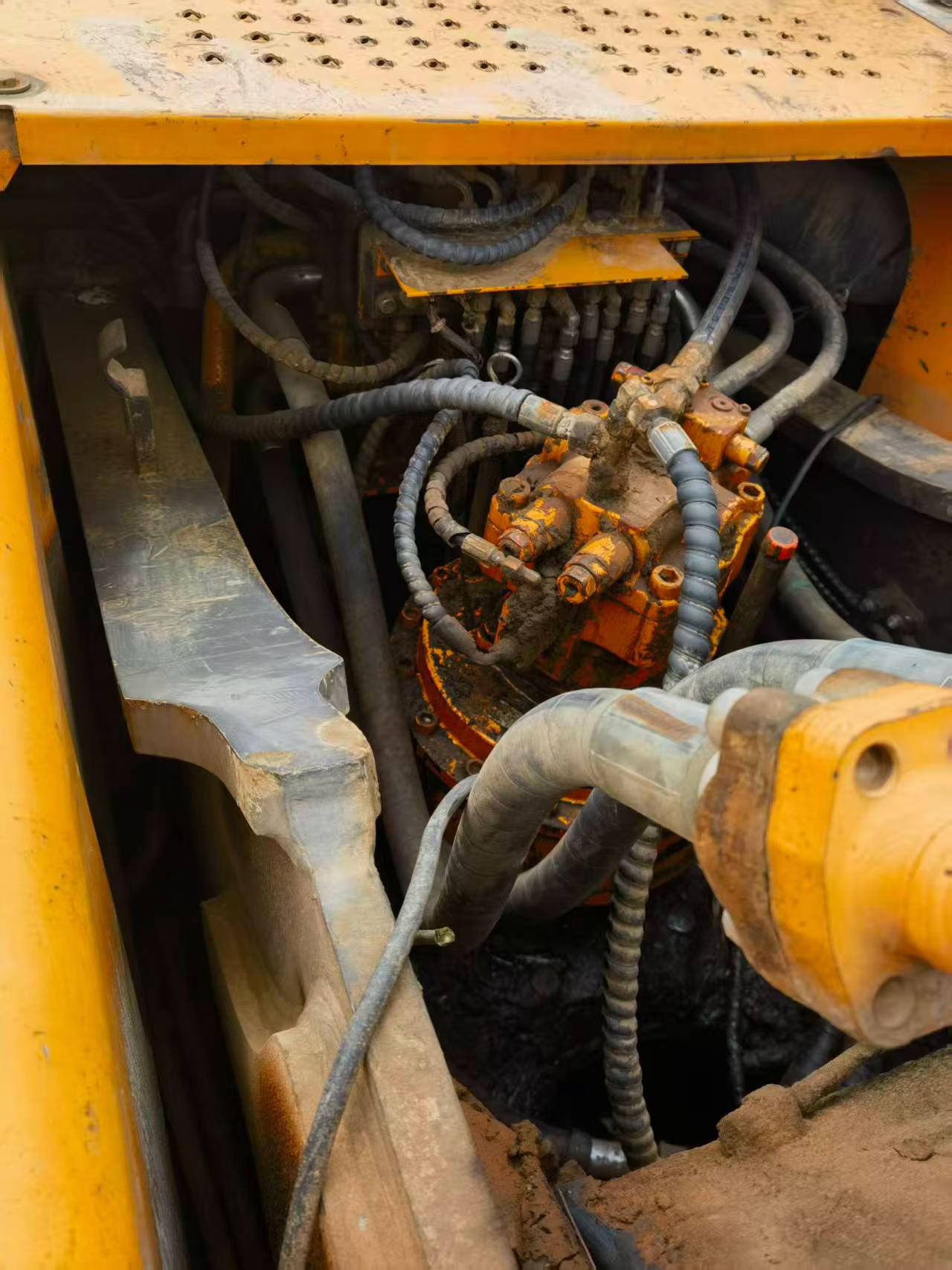 Buy Sany SY335C Used Excavator / 5