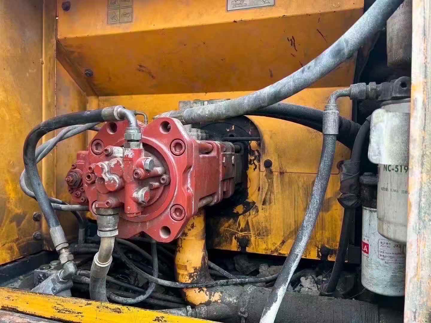 Buy Hyundai R225-7 Used Excavator / 3