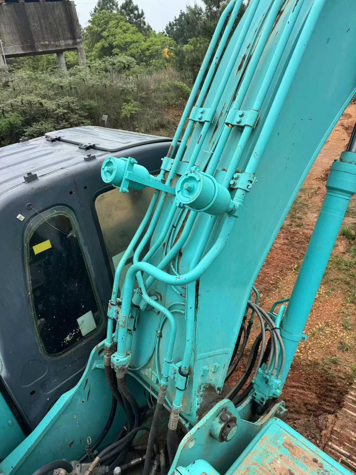 Buy Kobelco SK200-2 Used Excavator / 4
