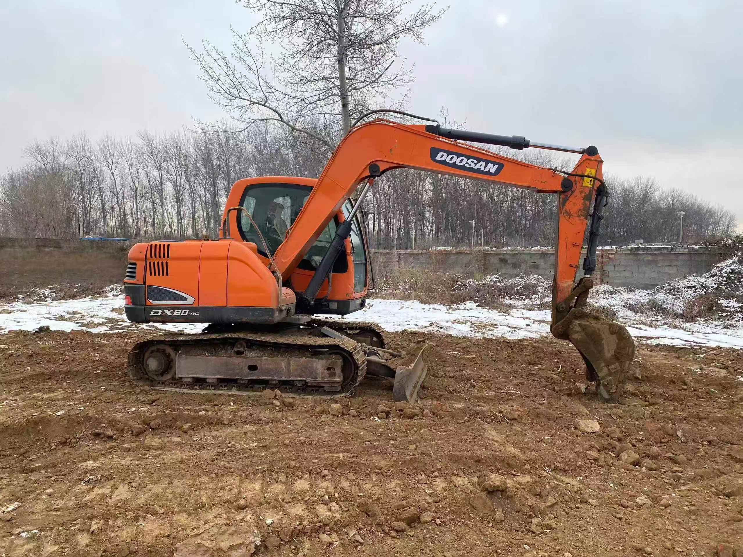 Buy Doosan DX80 Used Excavator / 2