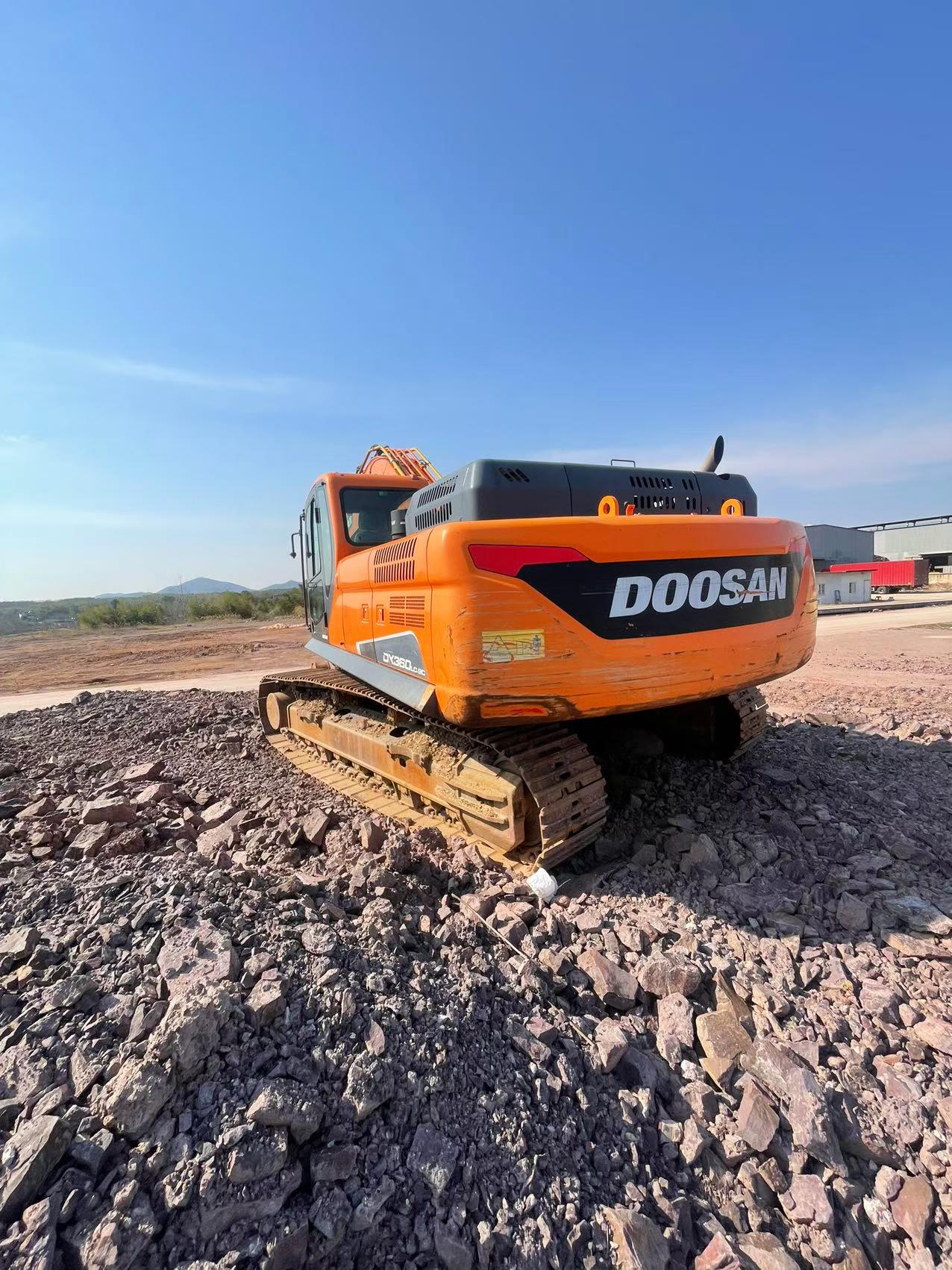 Buy Doosan S300 Used Excavator / 6