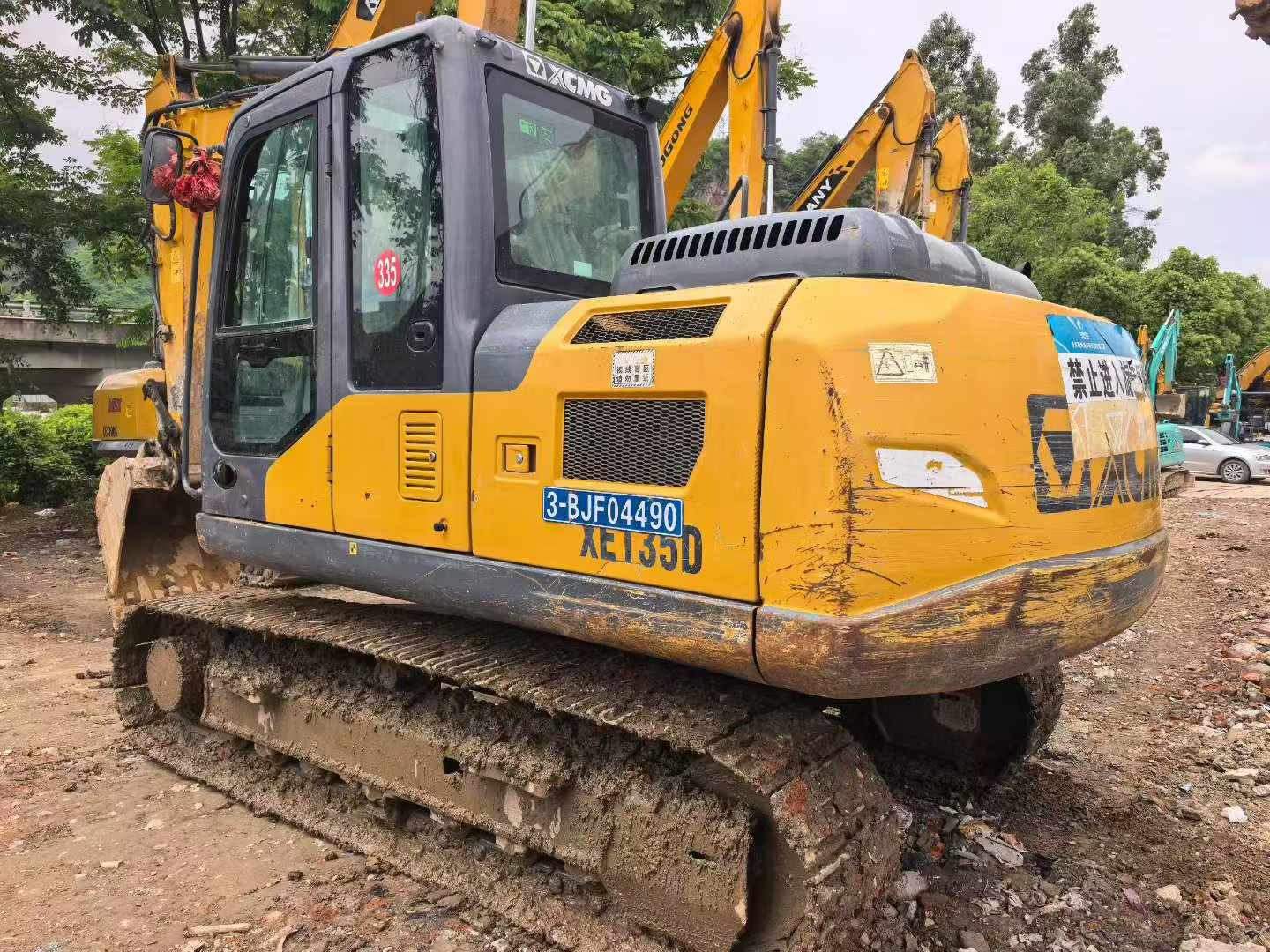 Buy XCMG XE135B Used Excavator / 9