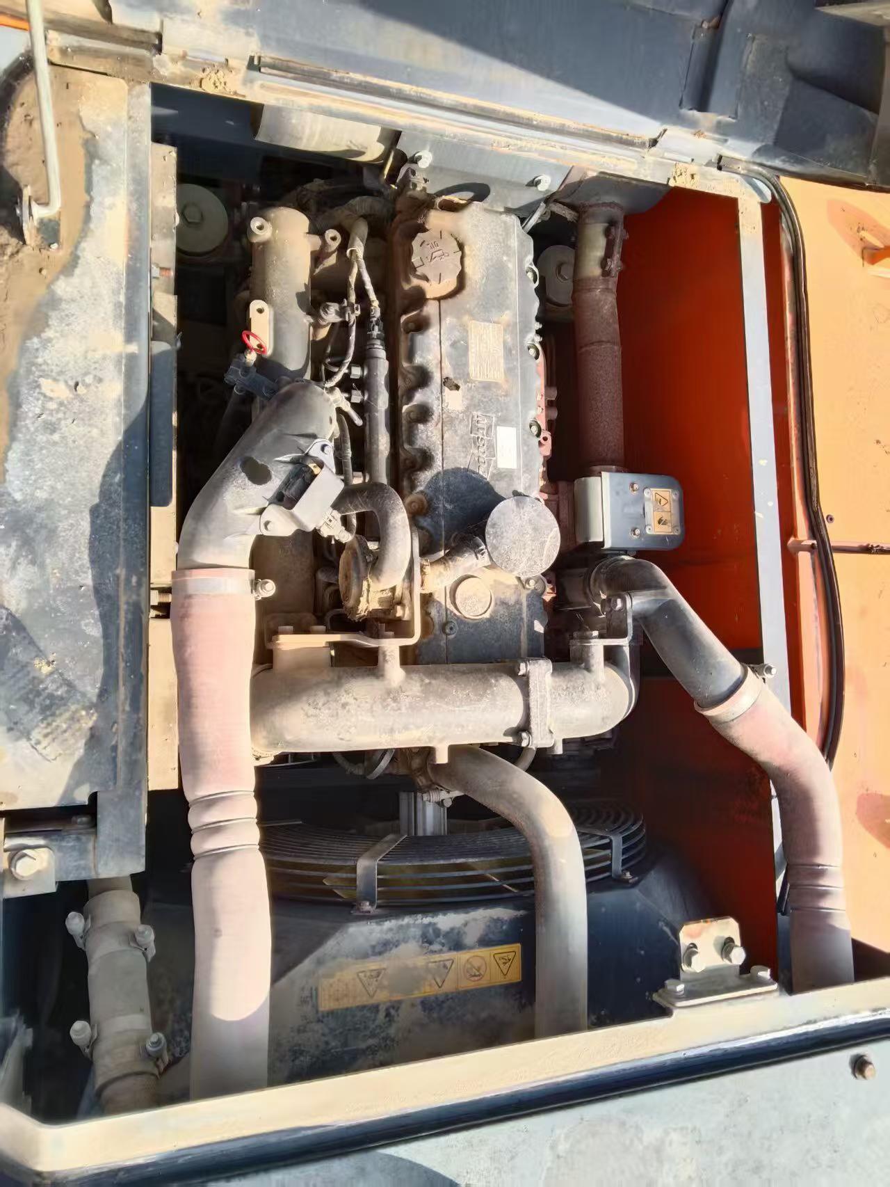 Buy Doosan DH215-7 Used Excavator / 2