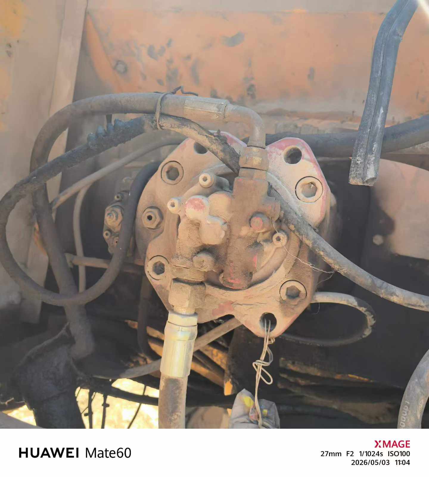 Buy Hyundai R225-7 Used Excavator / 8