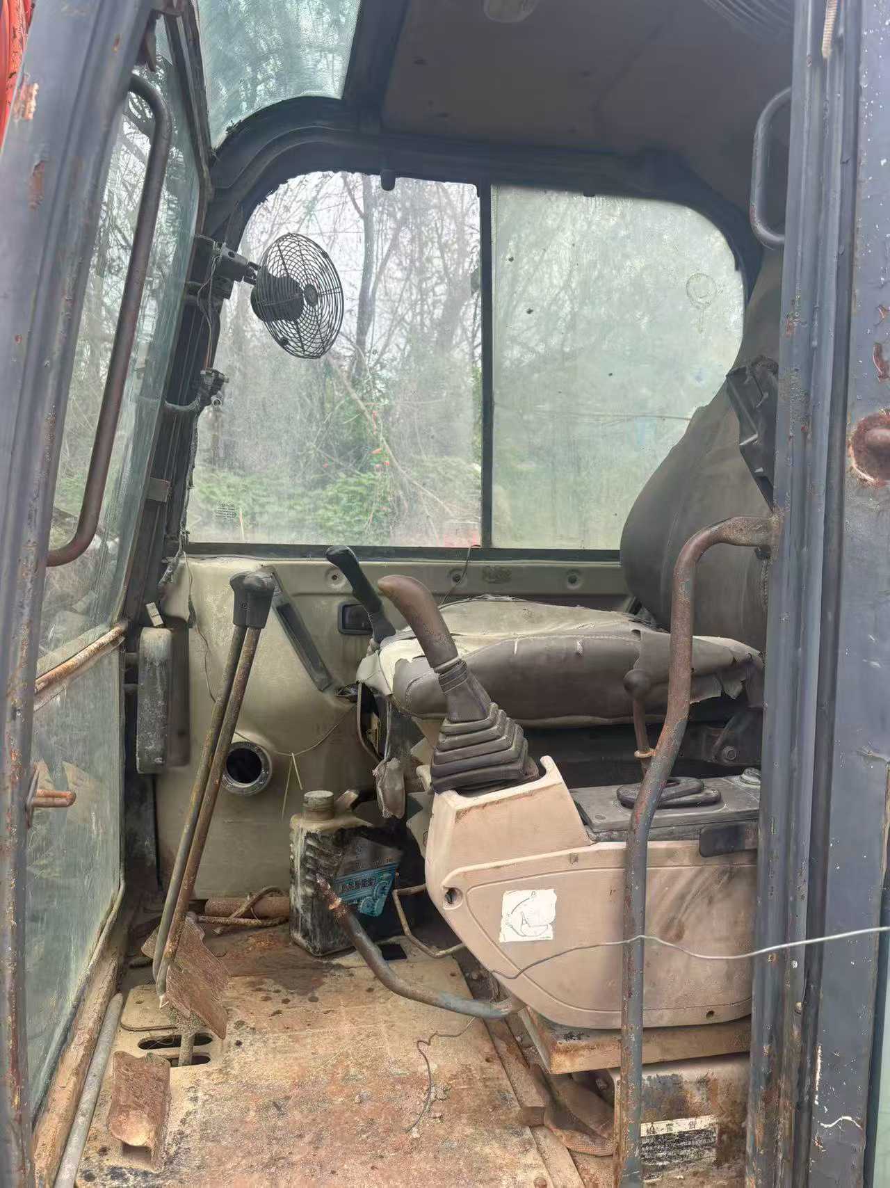 Buy Doosan DH60-7 Used Excavator / 3