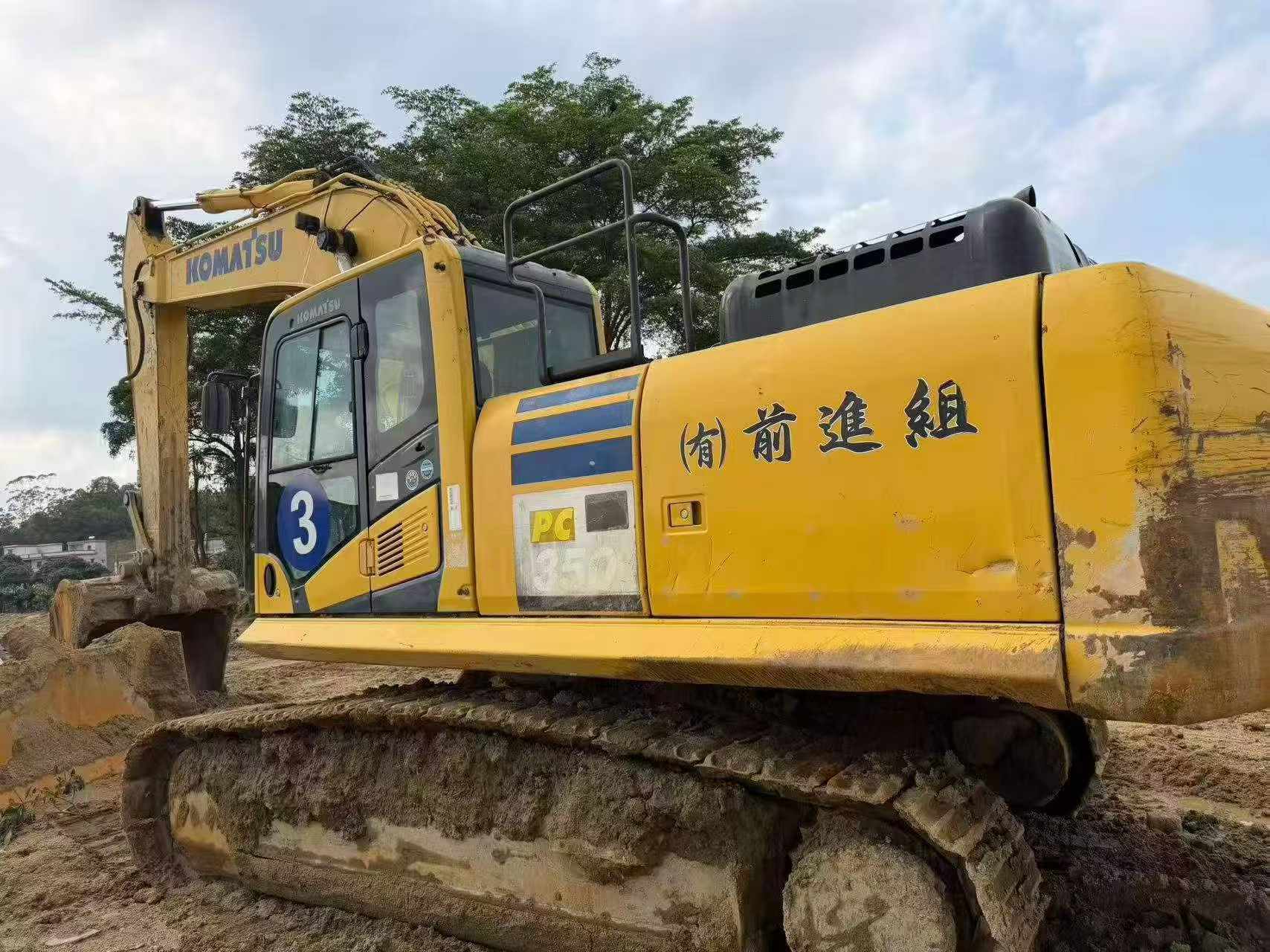 Buy Komatsu PC350-10 Used Excavator / 2