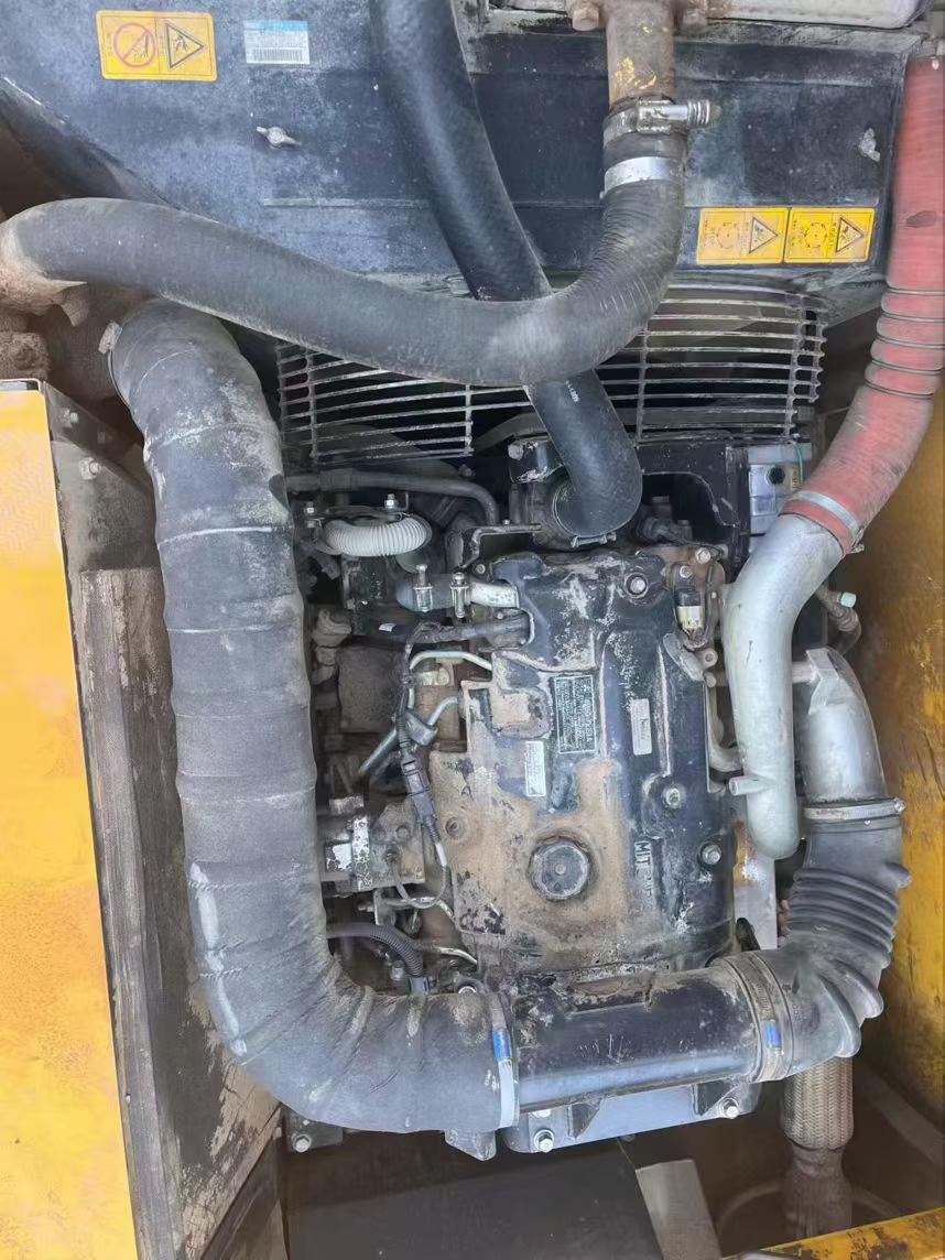 Buy Kato HD820 Used Excavator / 5