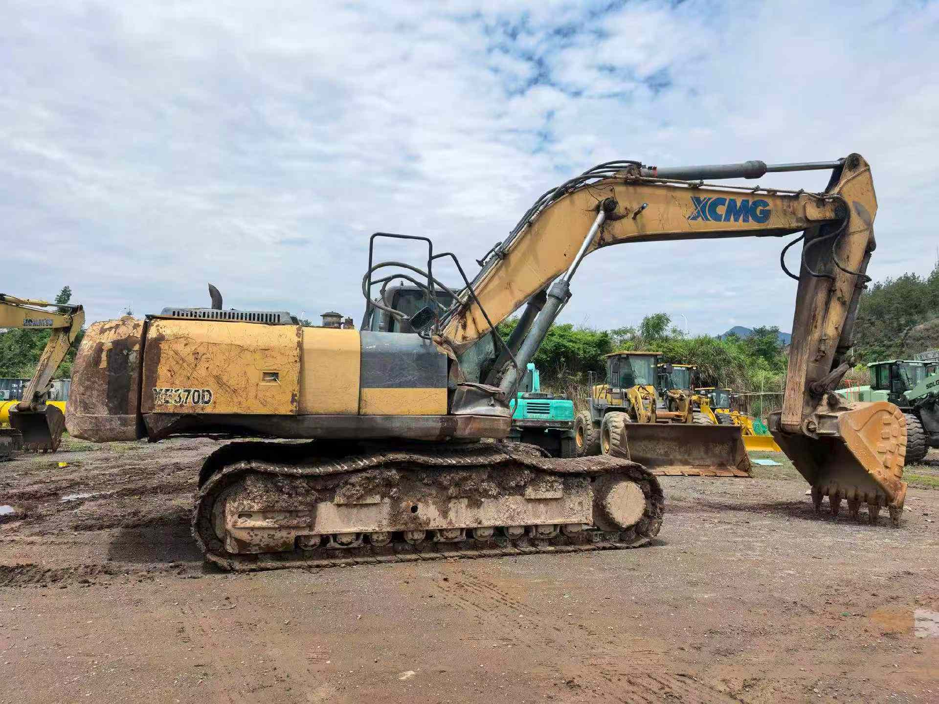 Buy XCMG XE370 Used Excavator / 7