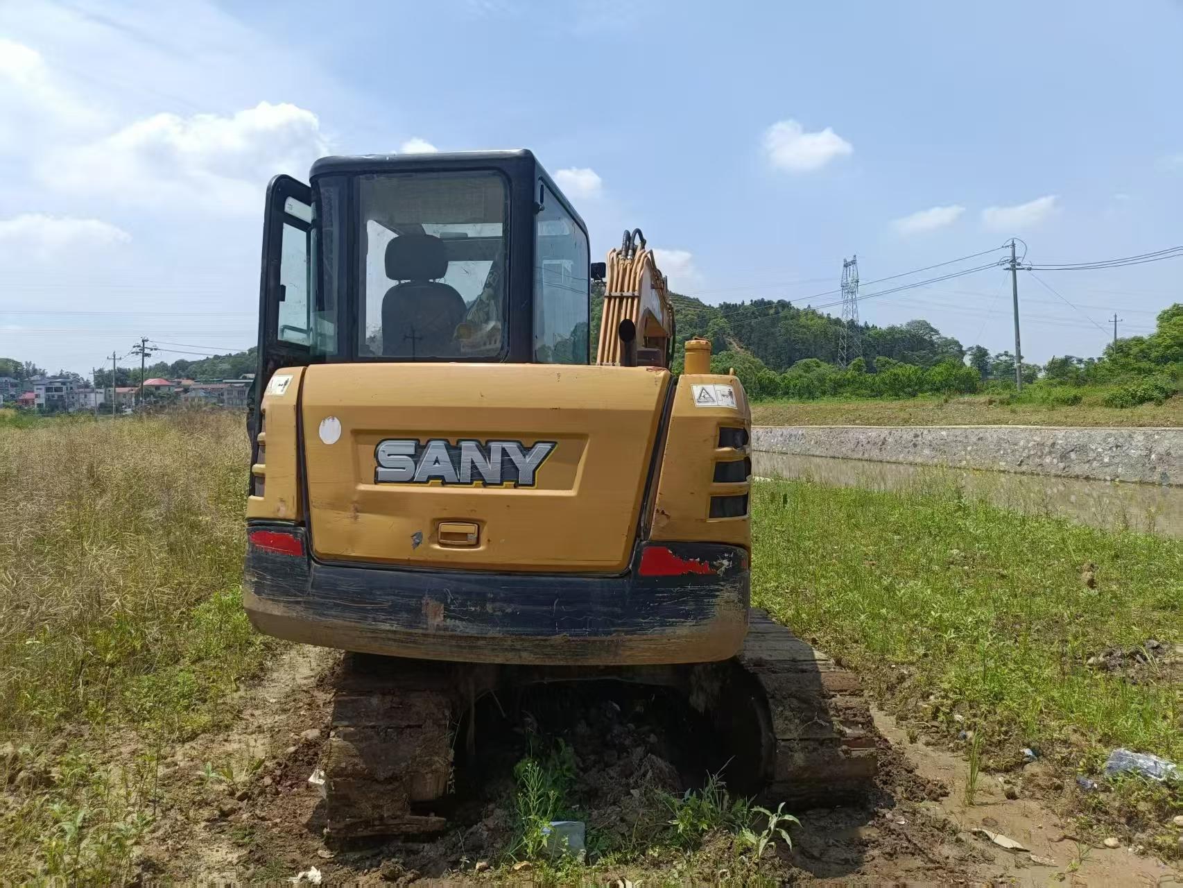 Buy Sany SY55 Used Excavator / 2