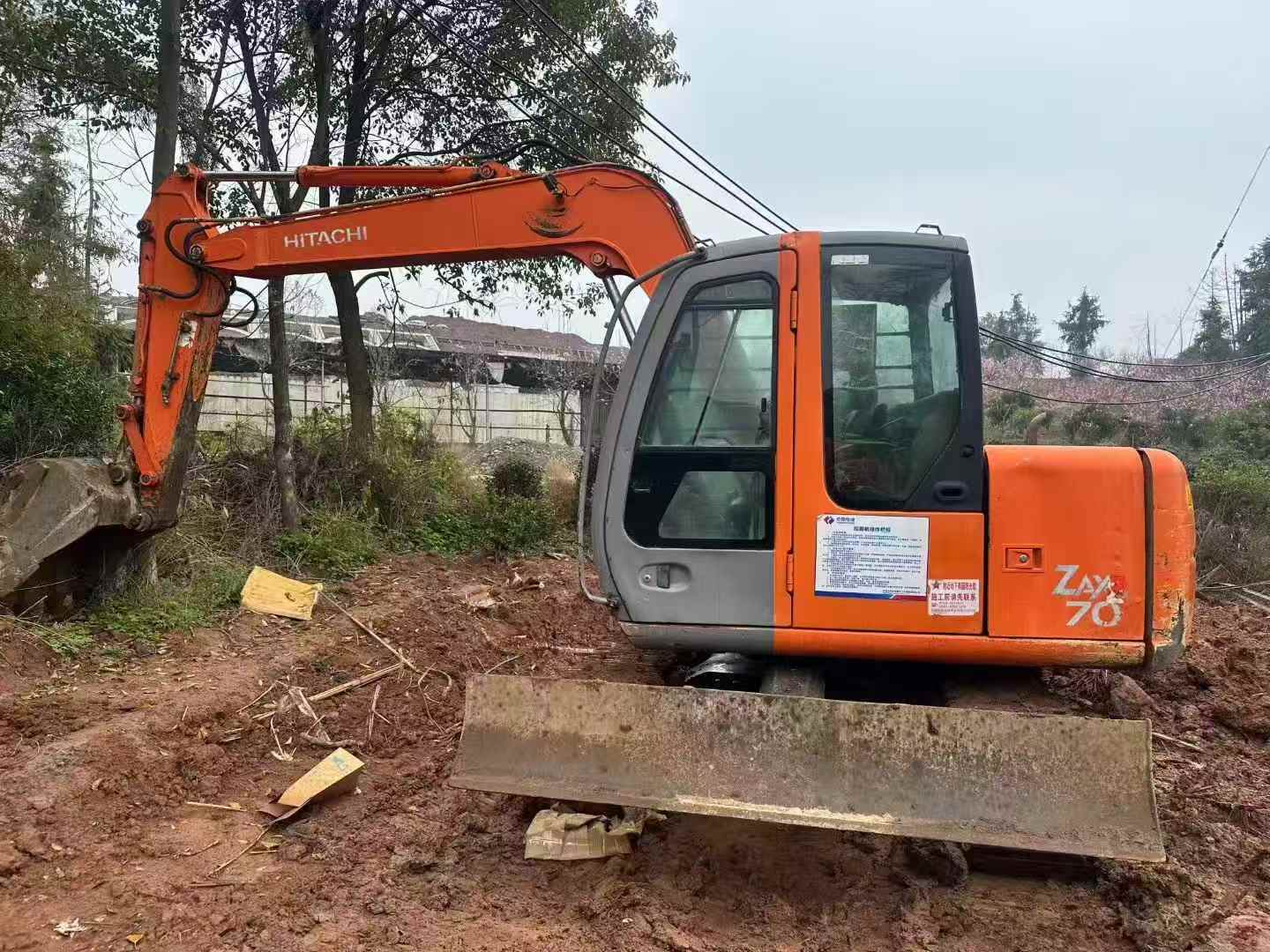 Buy Hitachi EX70 Used Excavator / 2