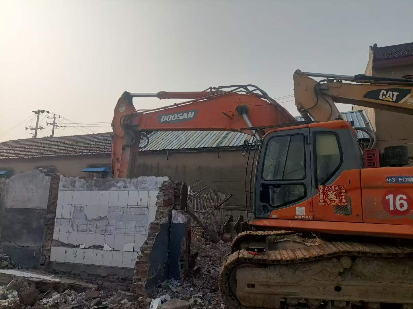 Buy Doosan DX380 Used Excavator / 3