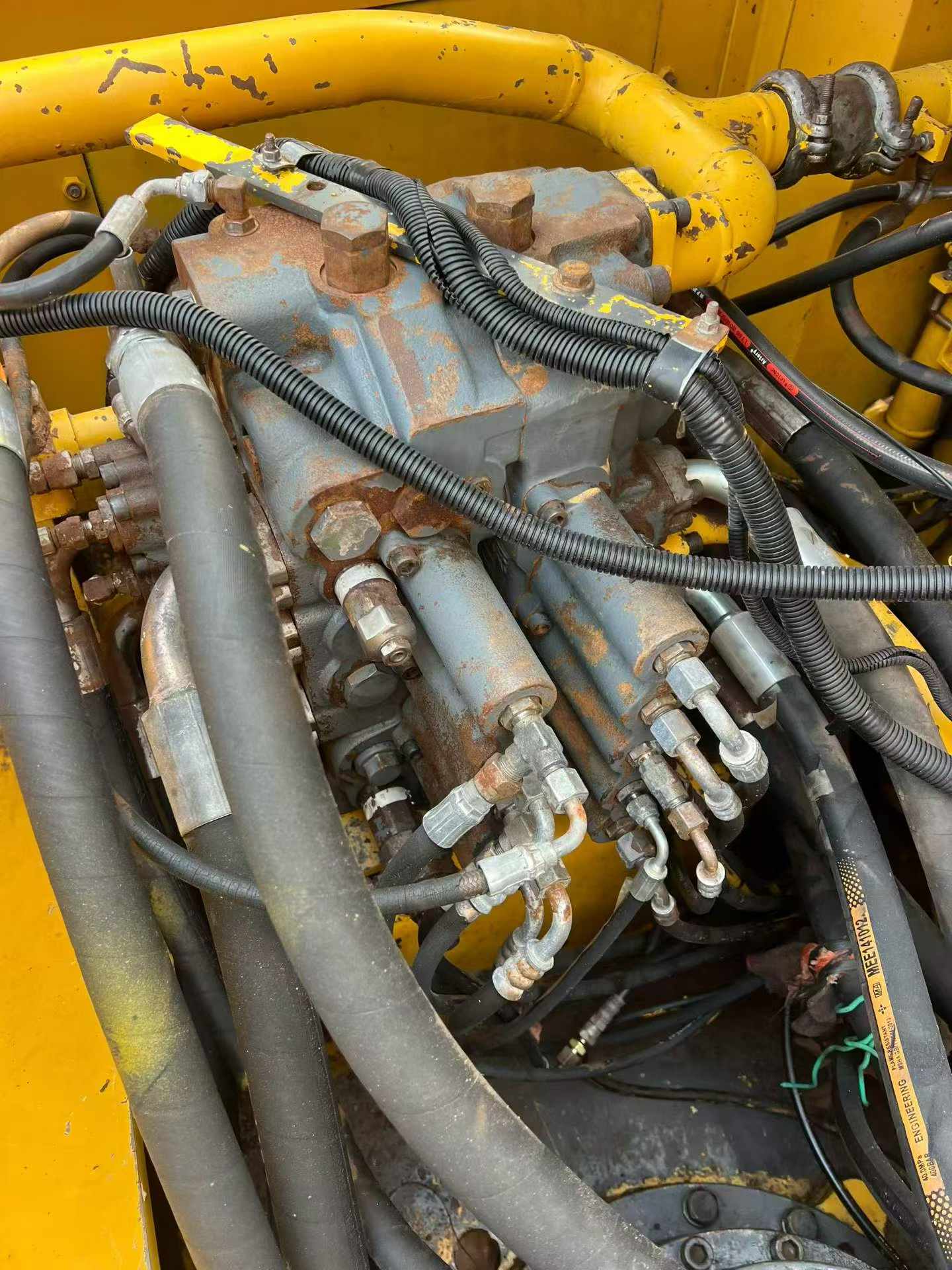 Buy Kato HD1430-7 Used Excavator / 4