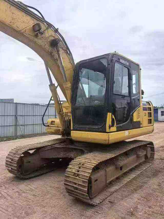 Buy Komatsu PC130 Used Excavator / 2