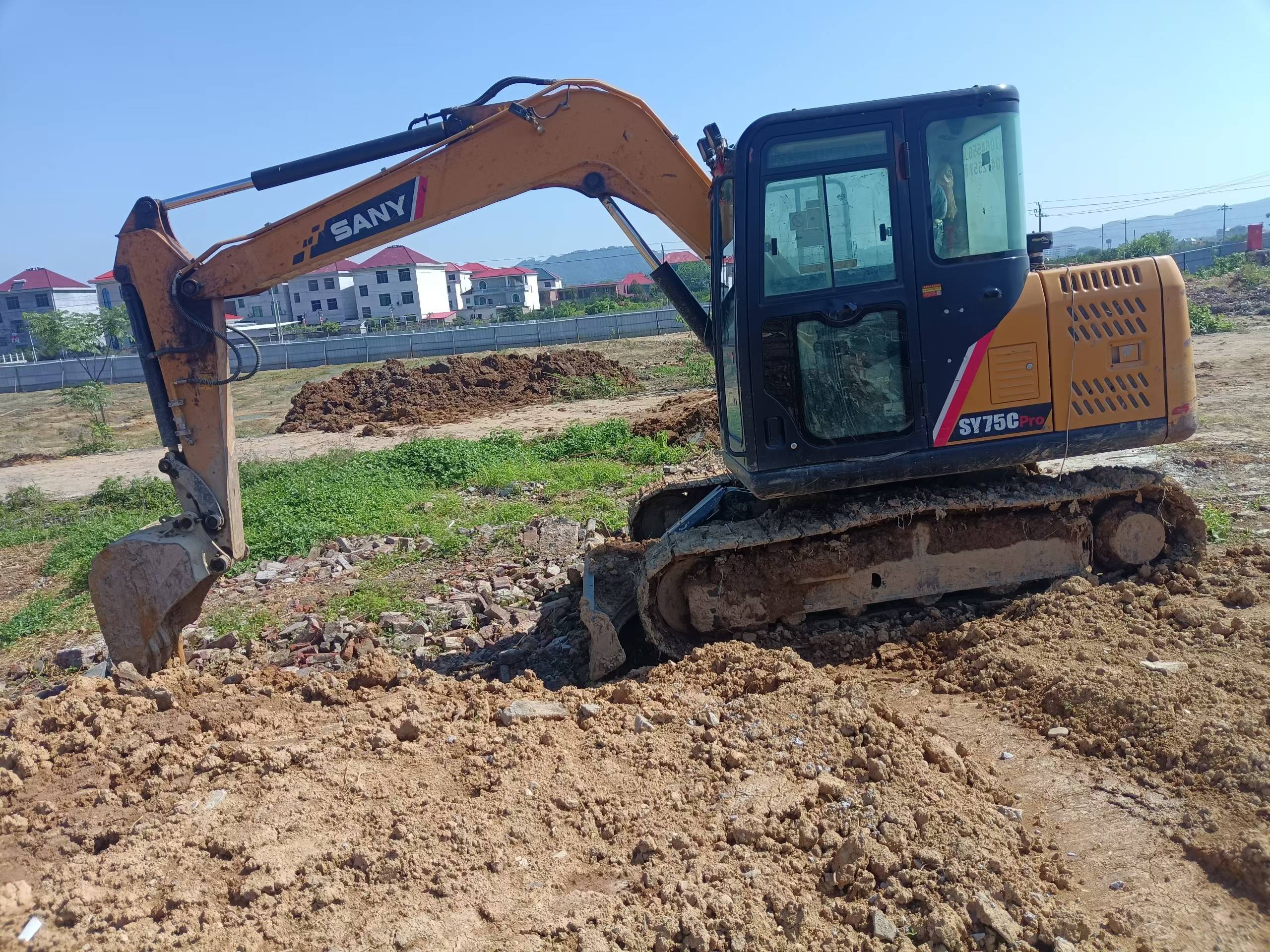 Buy Sany SY75 Used Excavator / 6