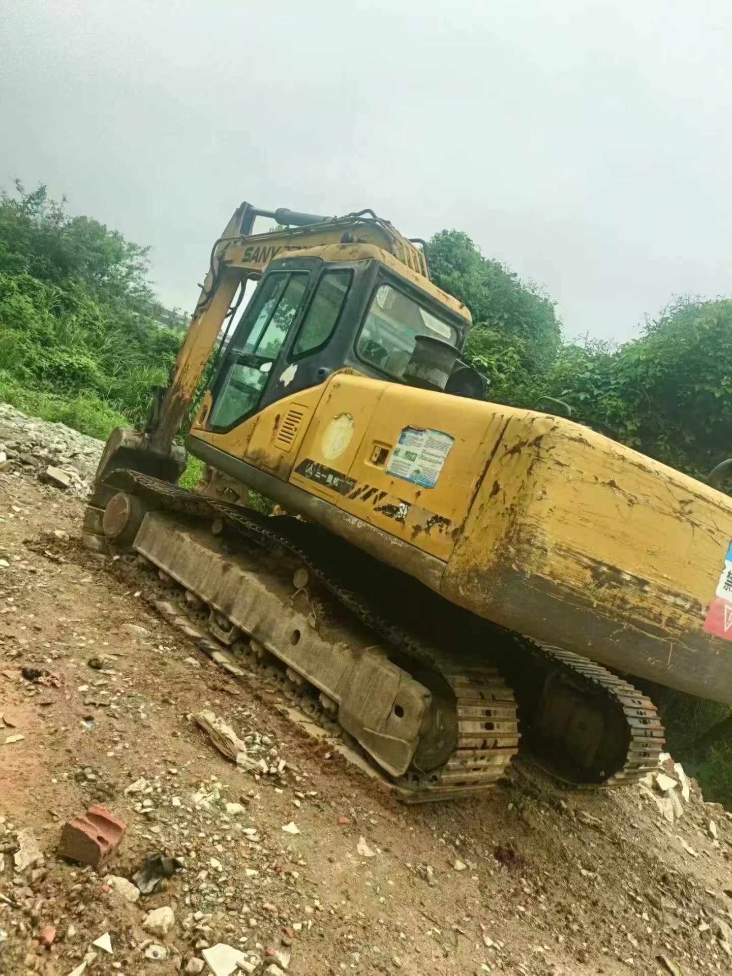Buy Sany SY205C Used Excavator / 2
