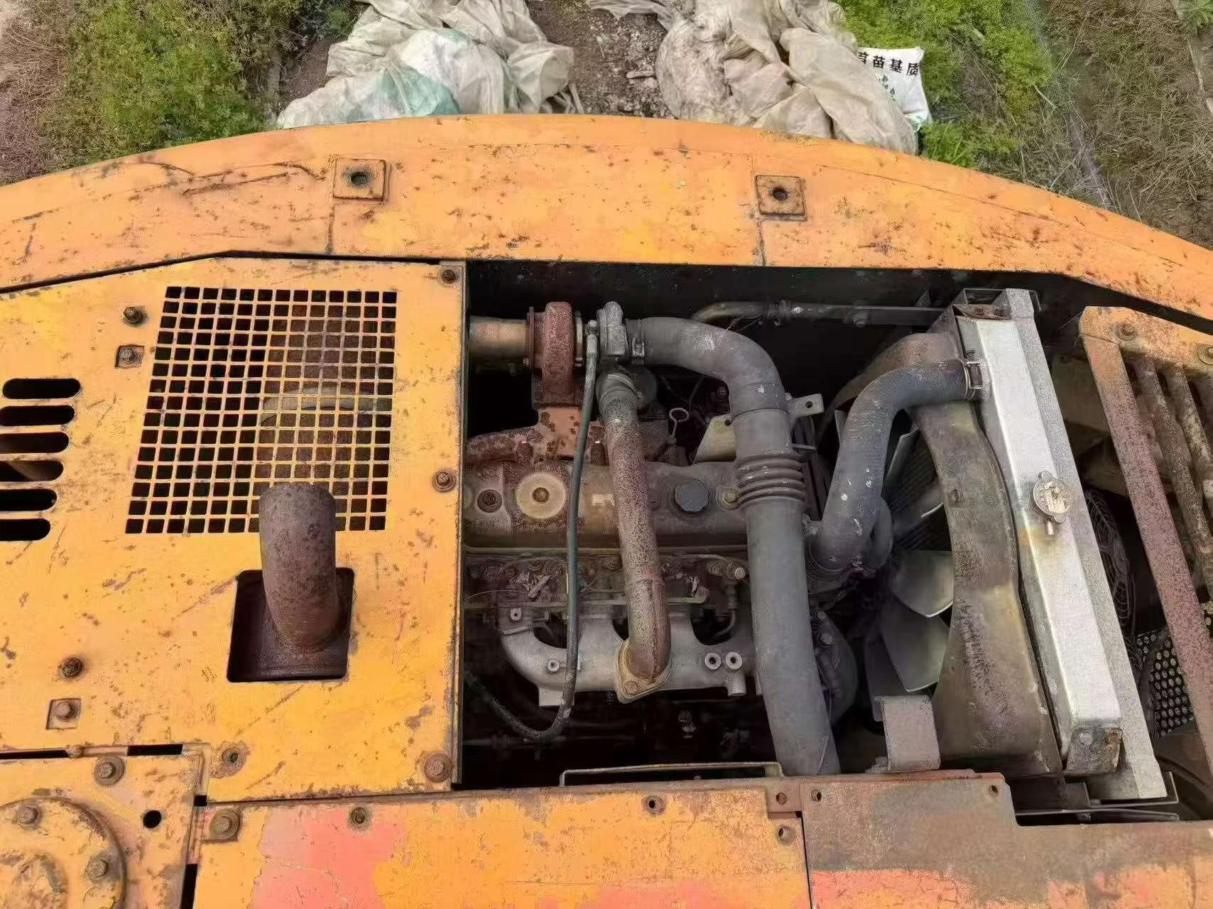 Buy Hitachi EX120-5 Used Excavator / 6