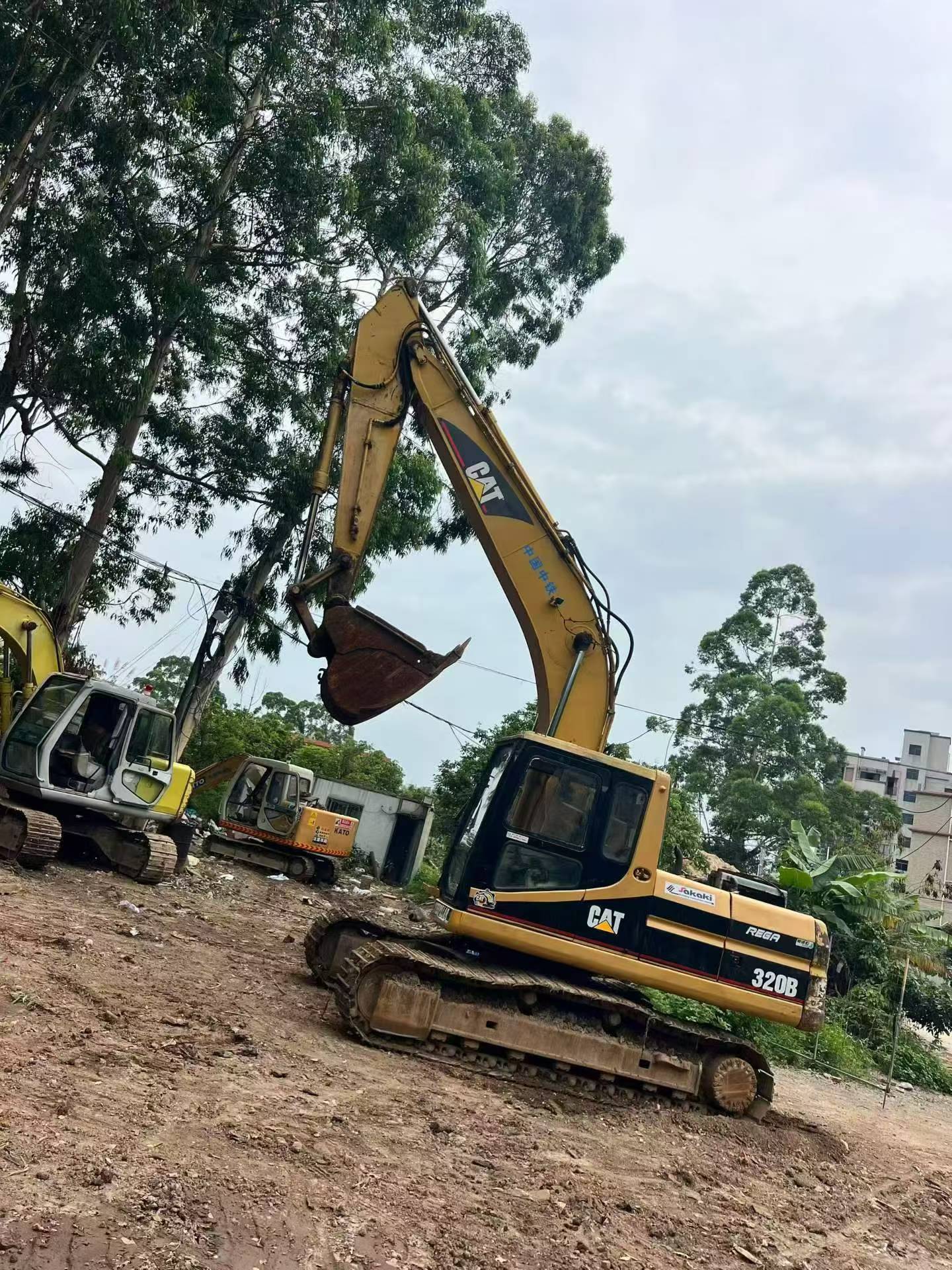 Buy Caterpillar 320B Used Excavator / 3