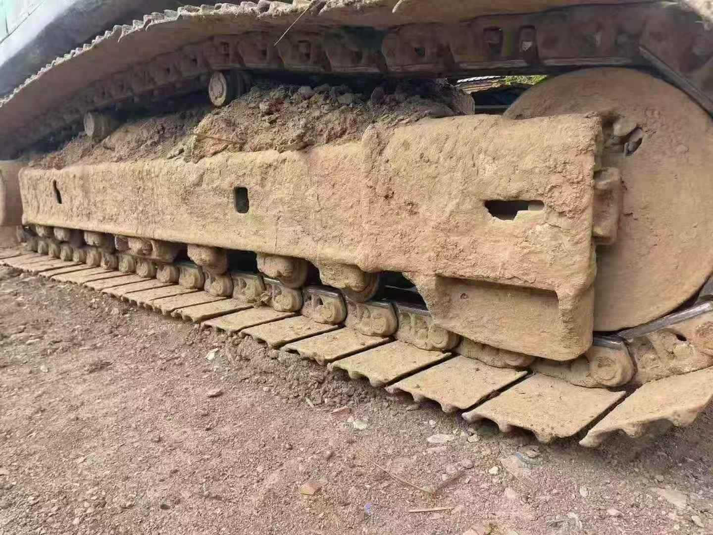 Buy Kobelco SK200-11 Used Excavator / 8