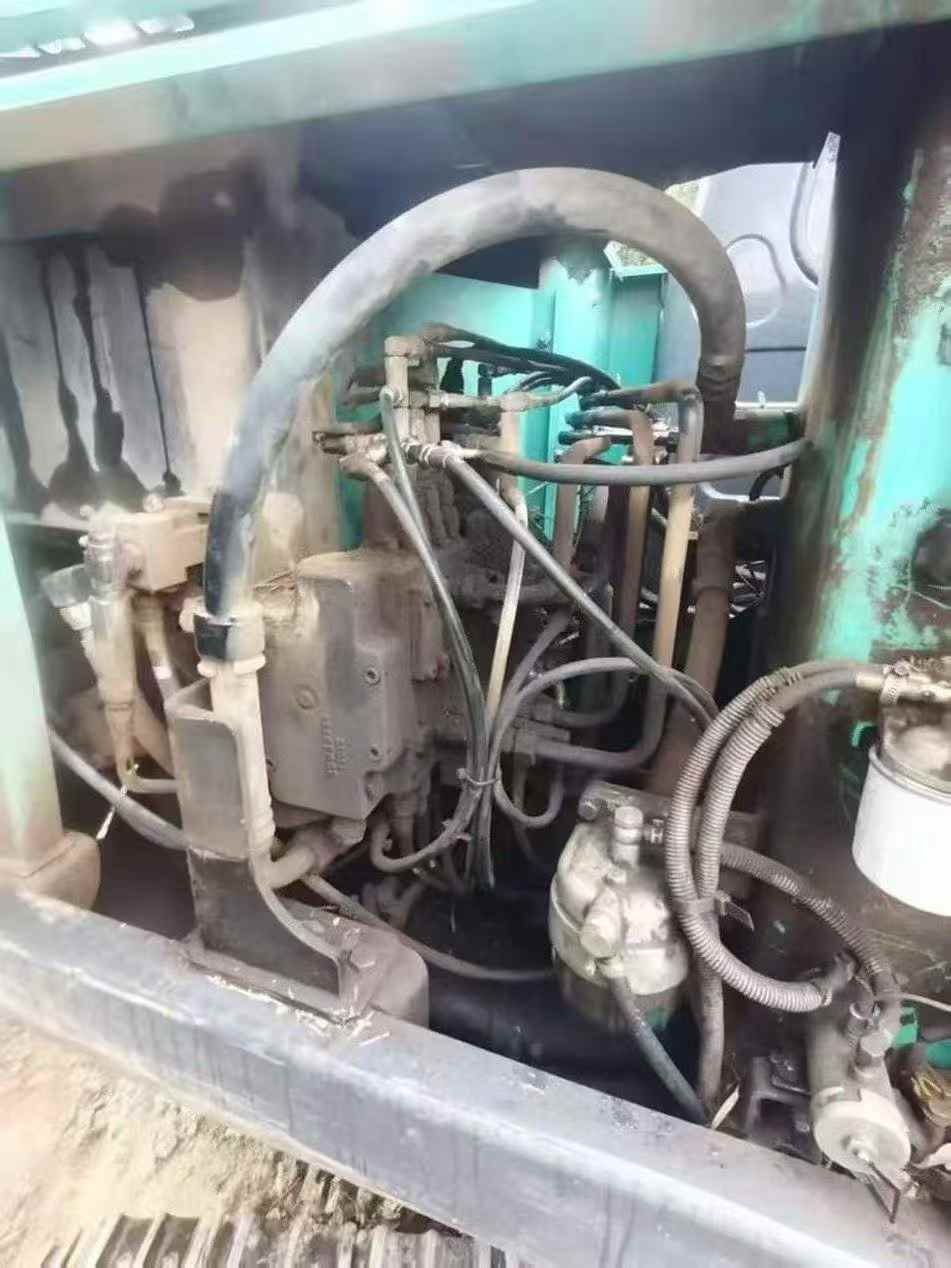 Buy Kobelco SK75 Used Excavator / 8