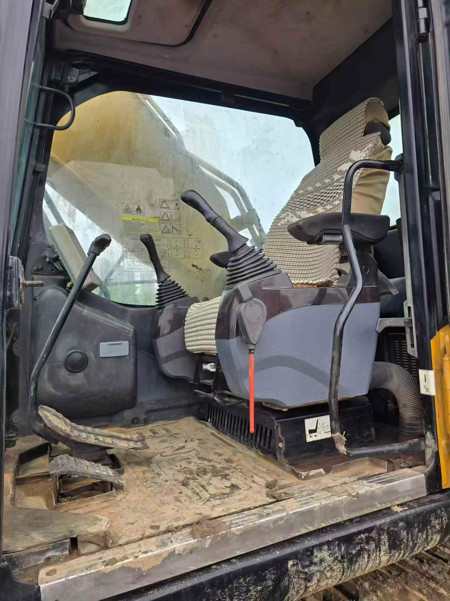 Buy Sany SY205C Used Excavator / 5