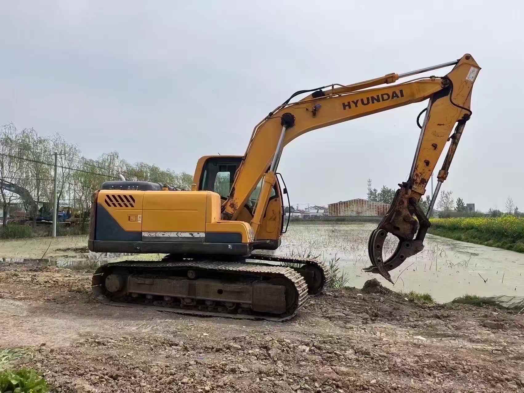 Buy Hyundai R150-7 Used Excavator / 3