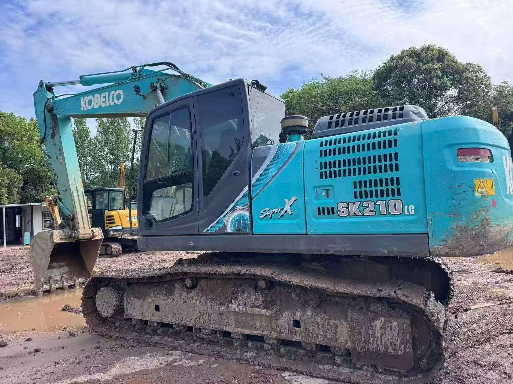 Buy Kobelco SK210 Used Excavator / 2