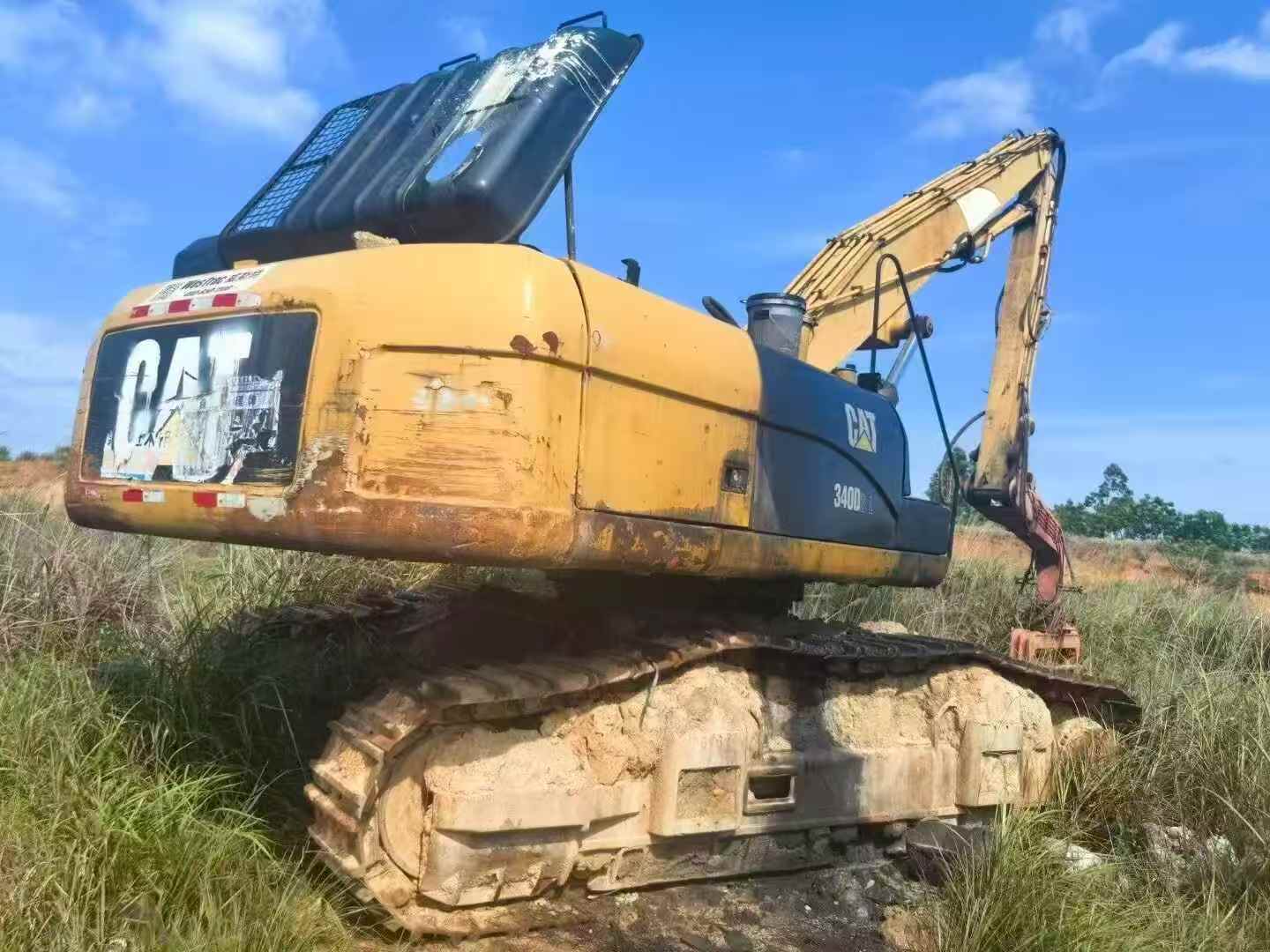 Buy Caterpillar 340D2L Used Excavator / 2