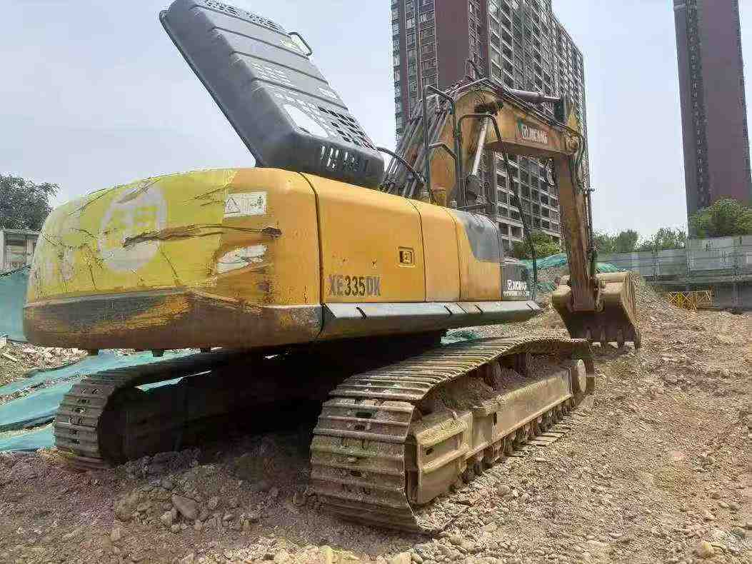 Buy XCMG XE270DK Used Excavator / 3