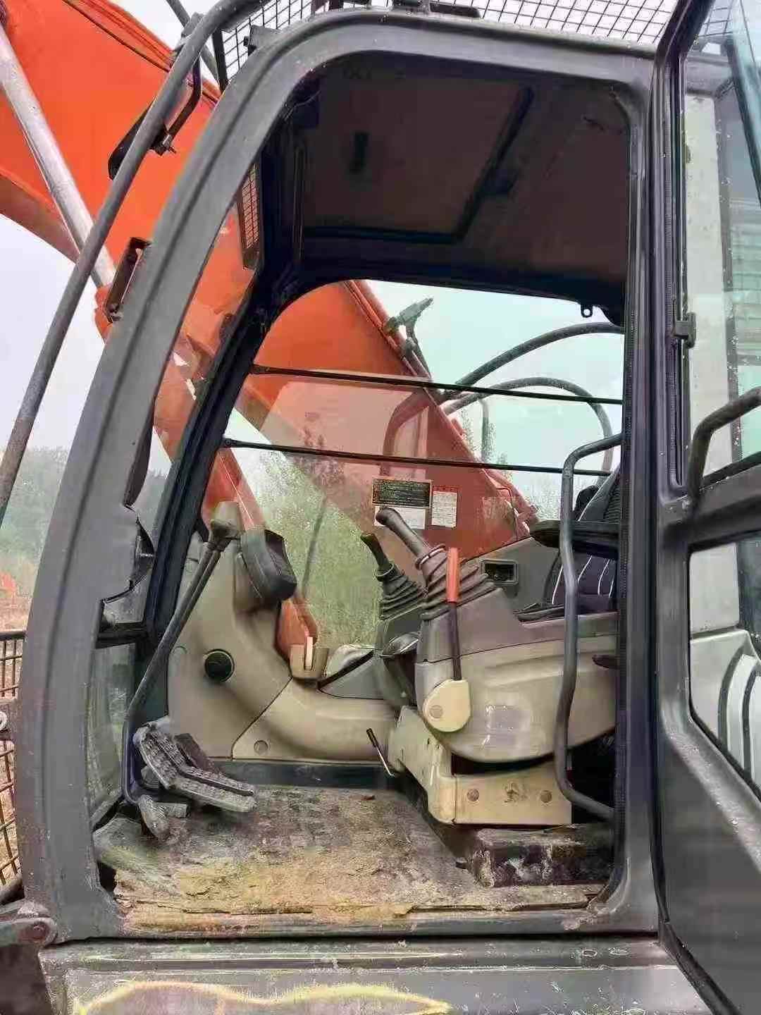 Buy Hitachi ZX240 Used Excavator / 4