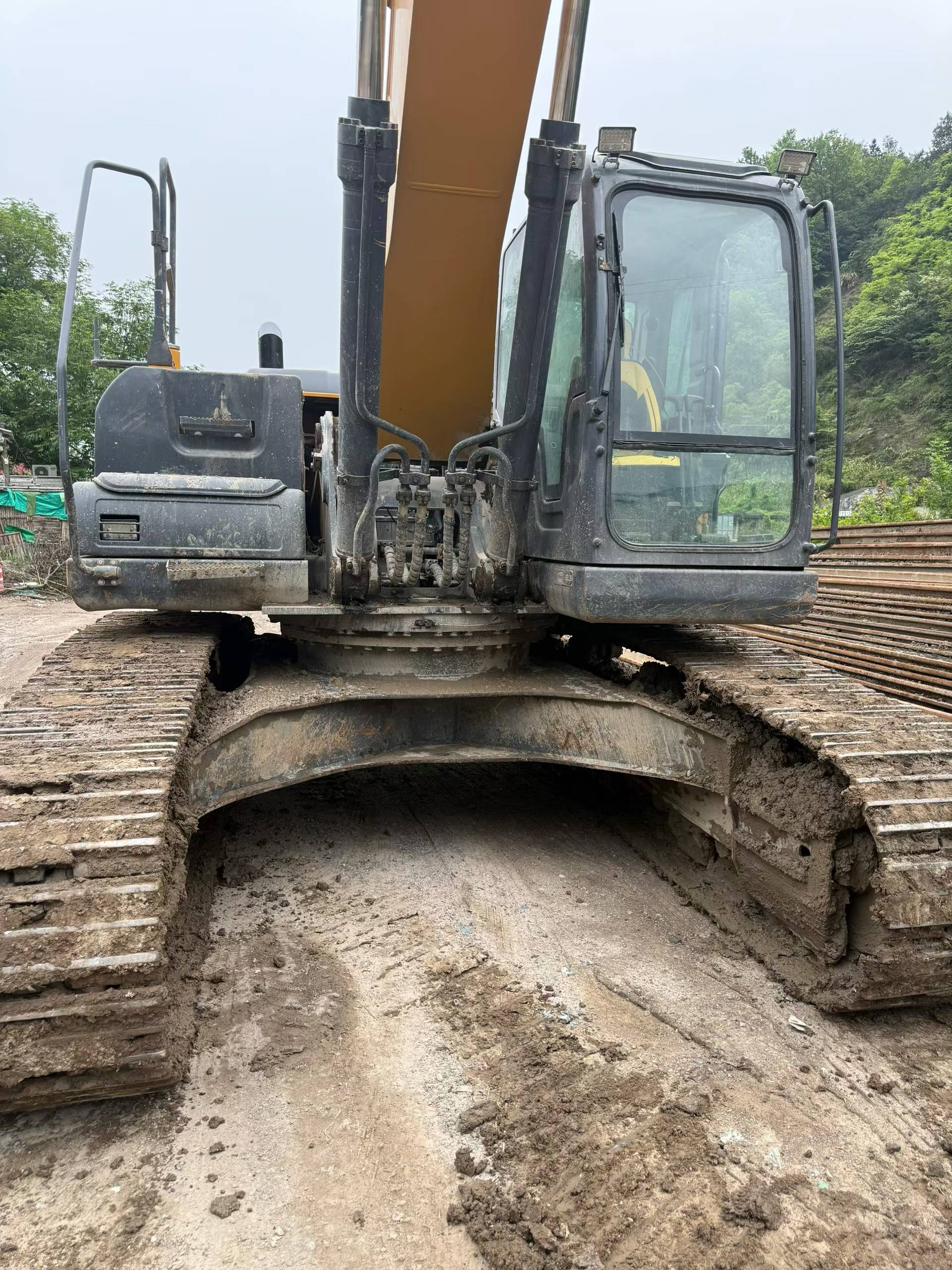 شراء حفارة XCMG XE305D مستعملة / 9