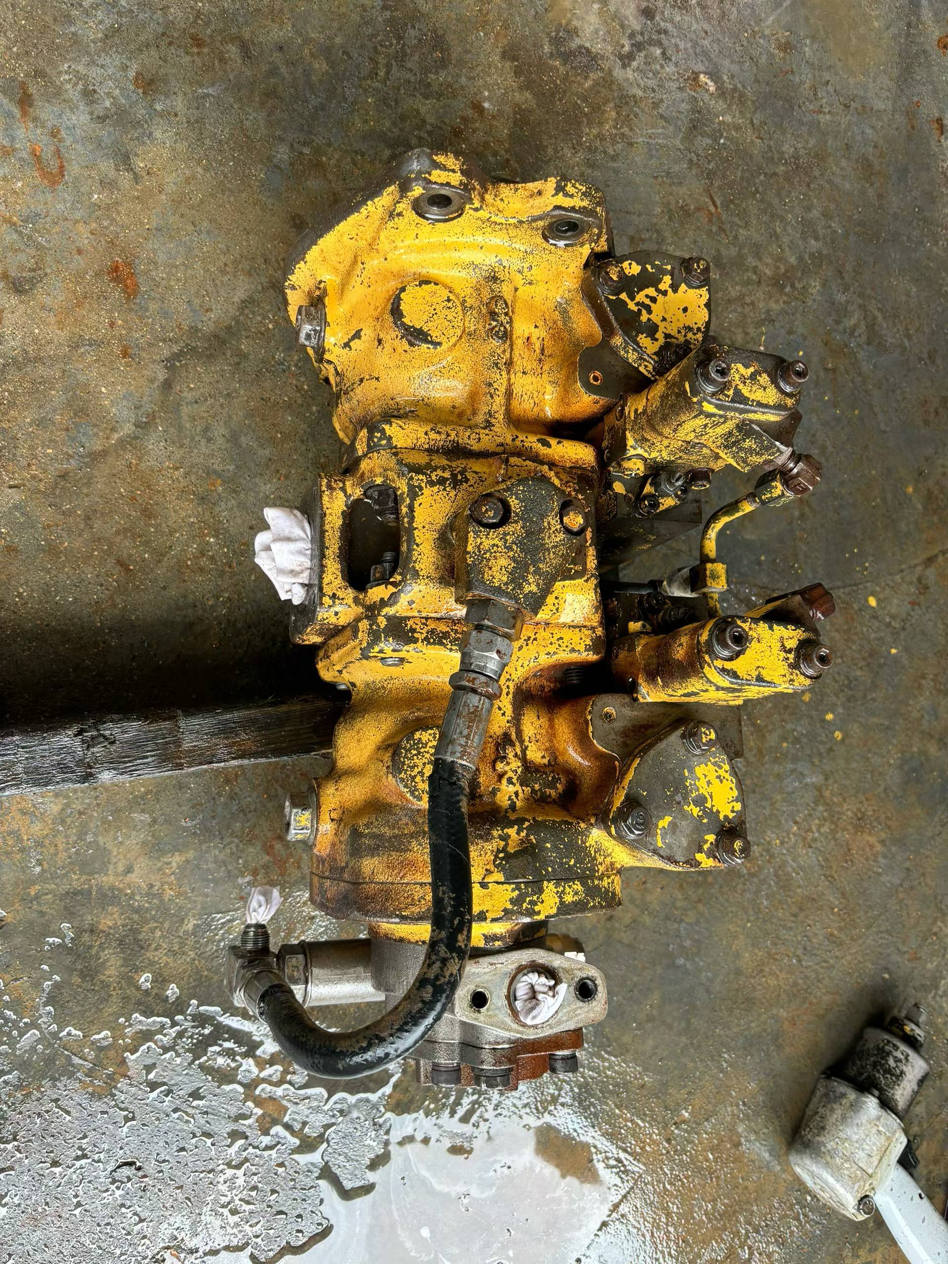 Buy Komatsu PC120-5 Used Excavator / 5