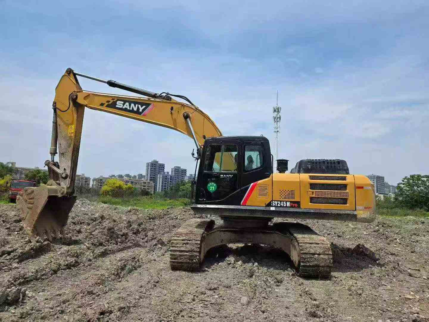 Buy Sany SY245H Used Excavator / 3